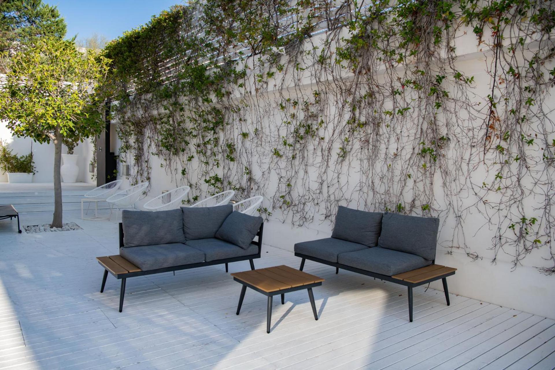 White Hotel - Photo 166