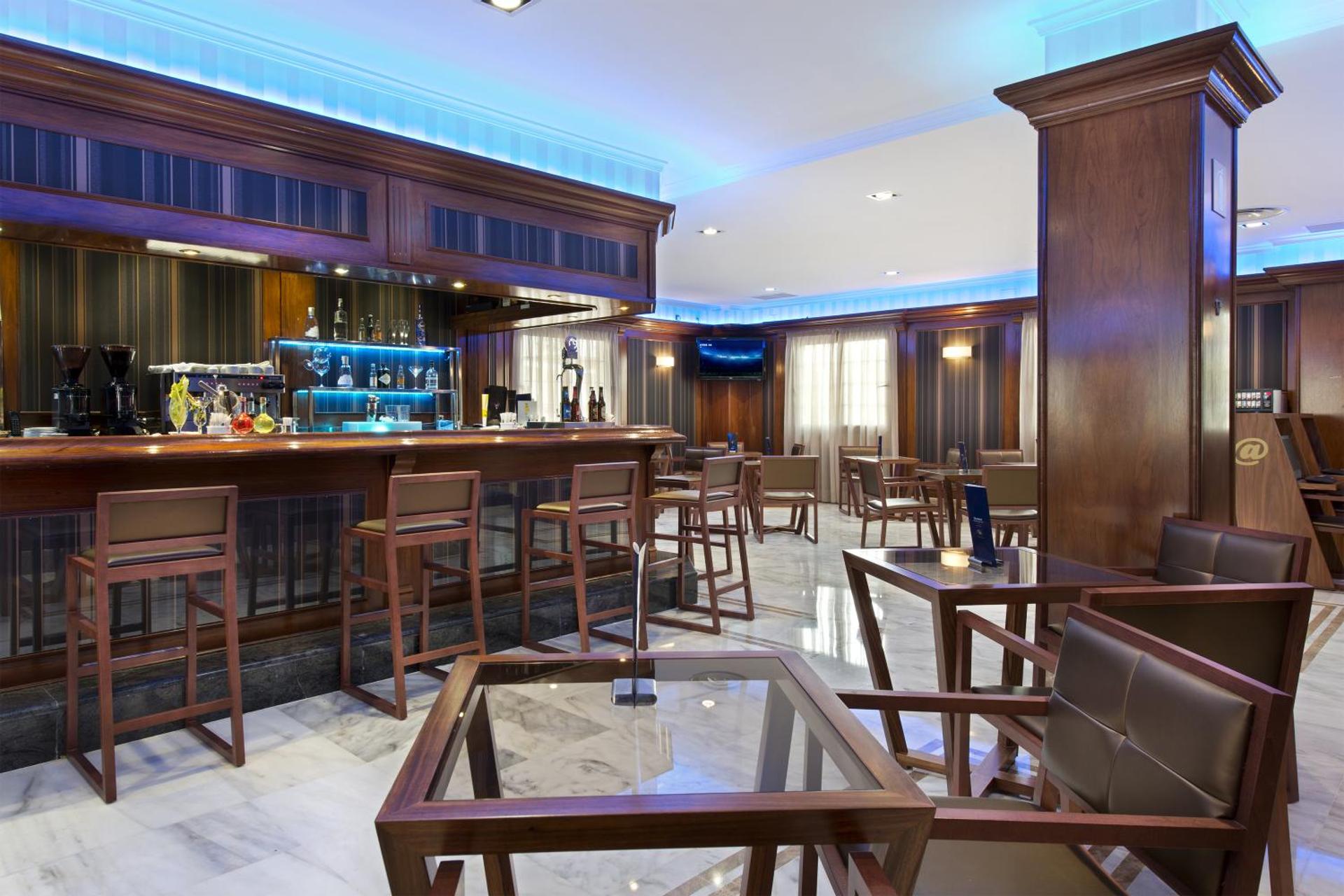 Elba Motril Beach & Business Hotel - Photo 38