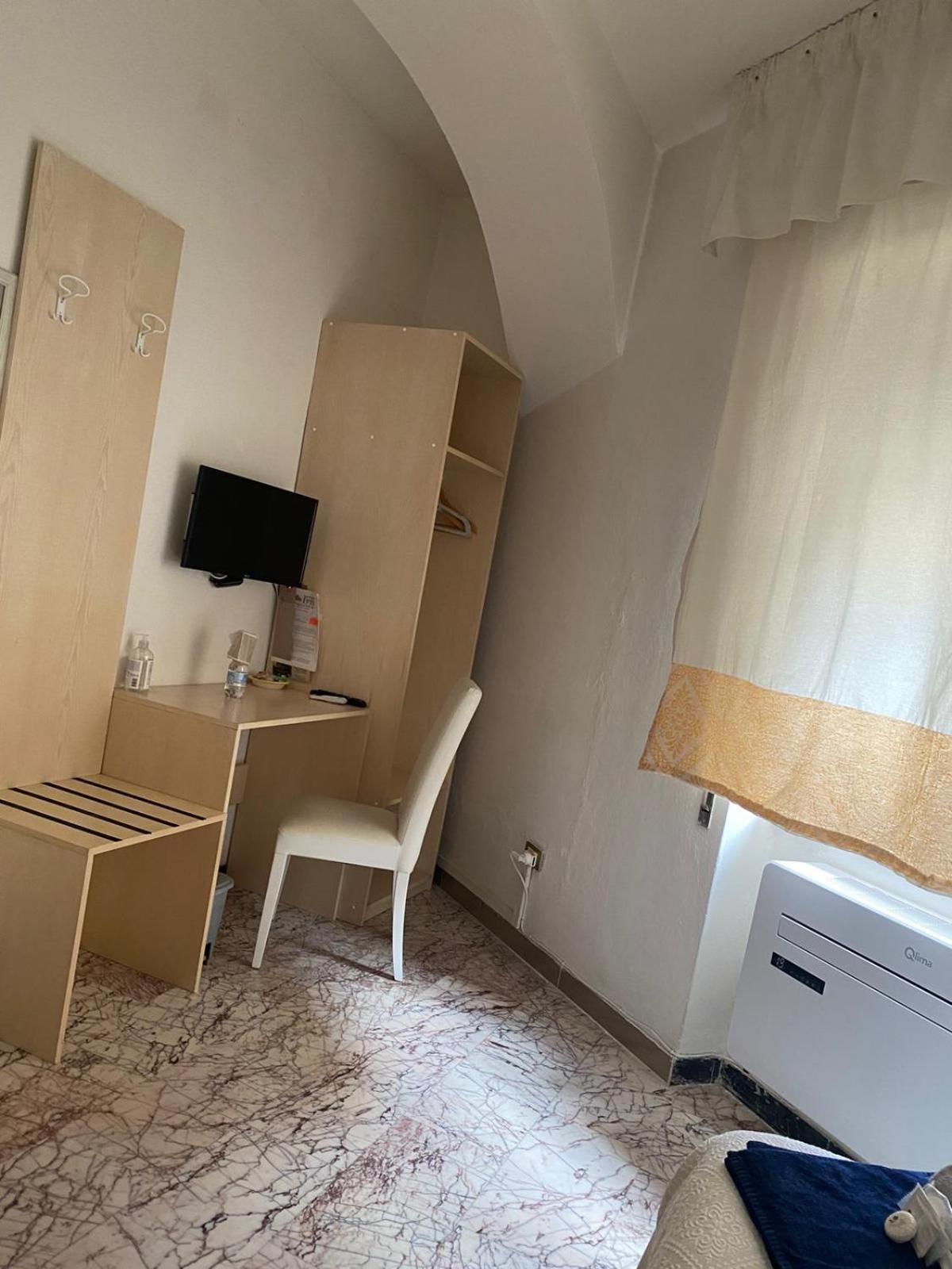 B&B Camera & Caffe - Photo 15