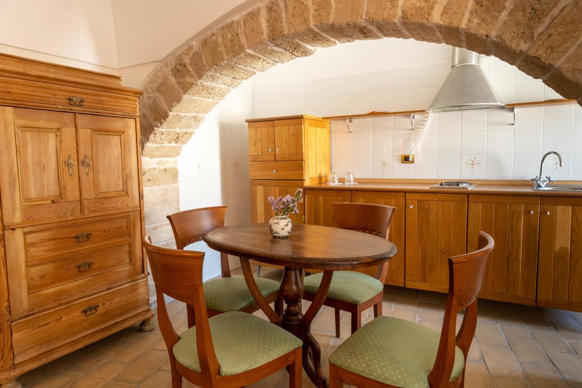 S. Martin Hotel - Photo 77