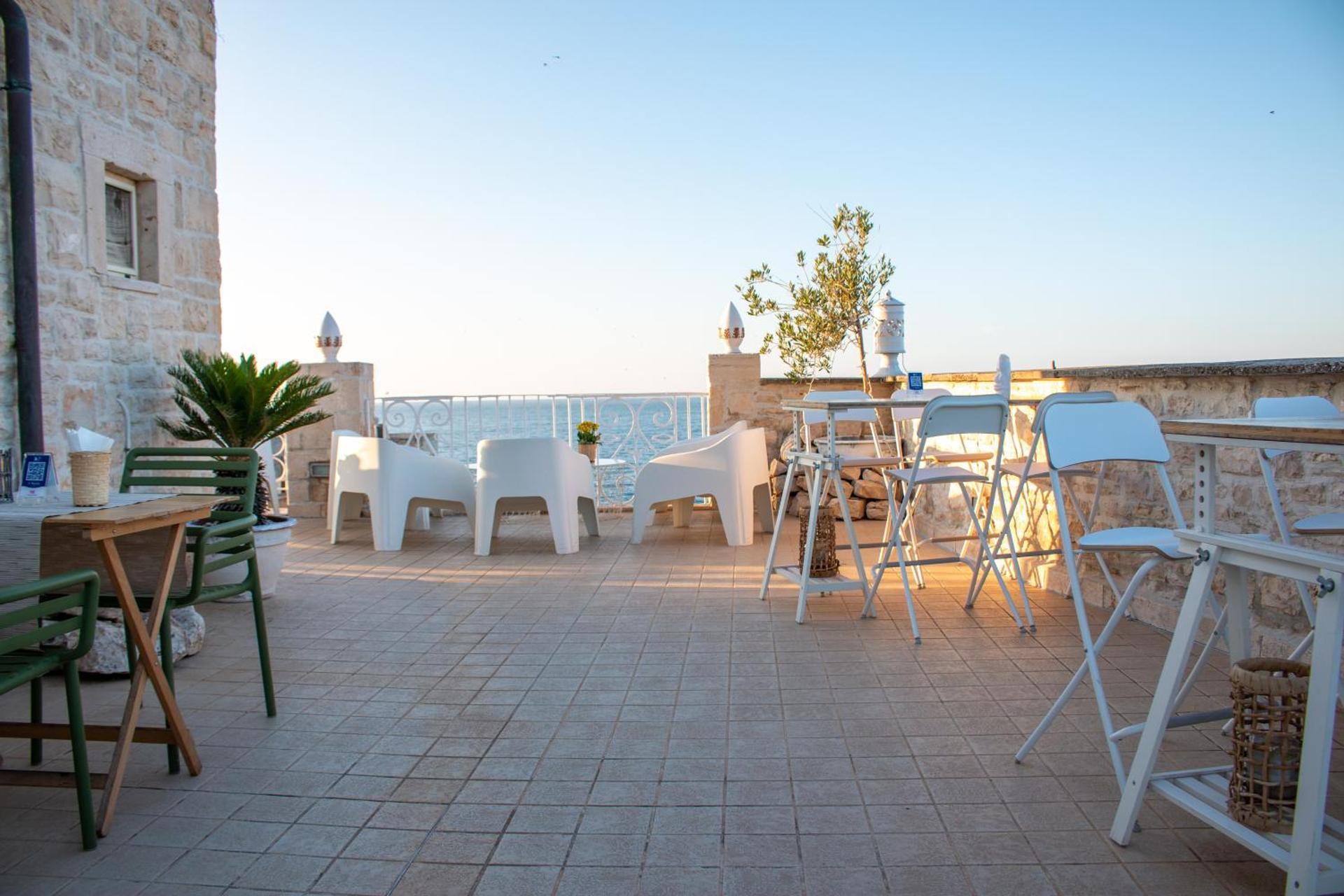 S. Martin Hotel - Photo 38