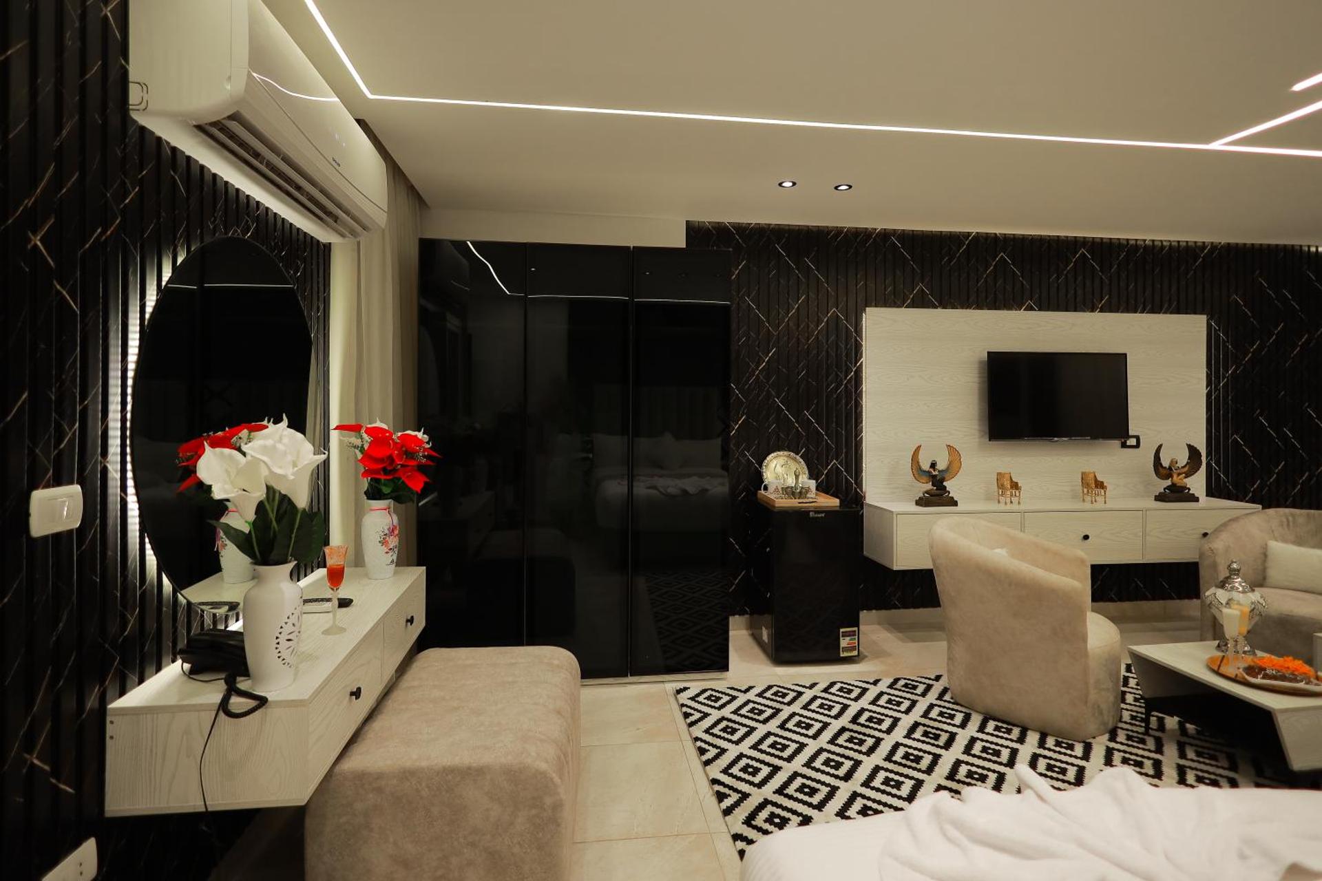 The Muse Pyramids INN - Photo 64