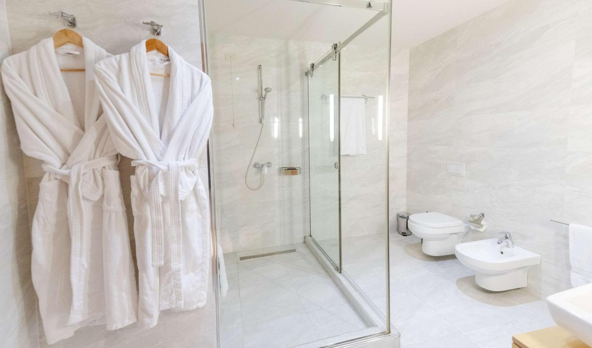 Best Western Premier Ark Hotel - Photo 67