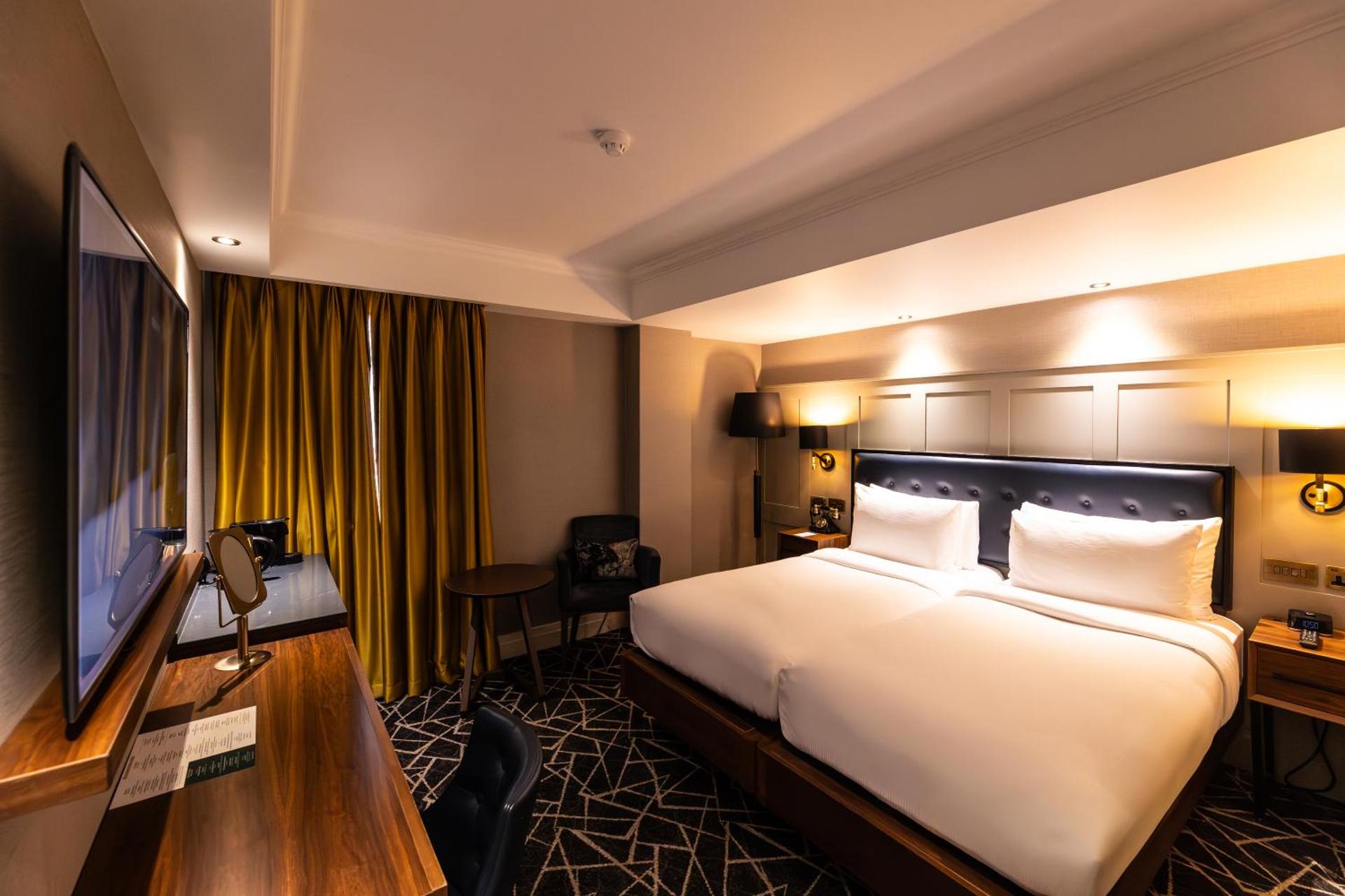 100 Queen's Gate Hotel London Kensington, Curio Collection by Hilton - Photo 44