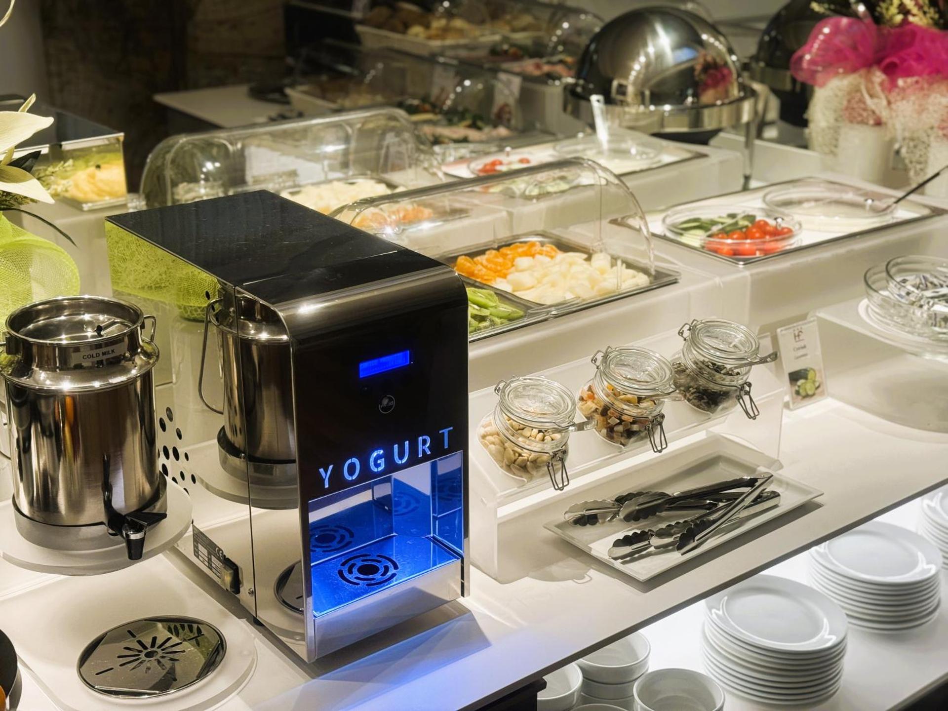 Hotel Flora - Photo 85