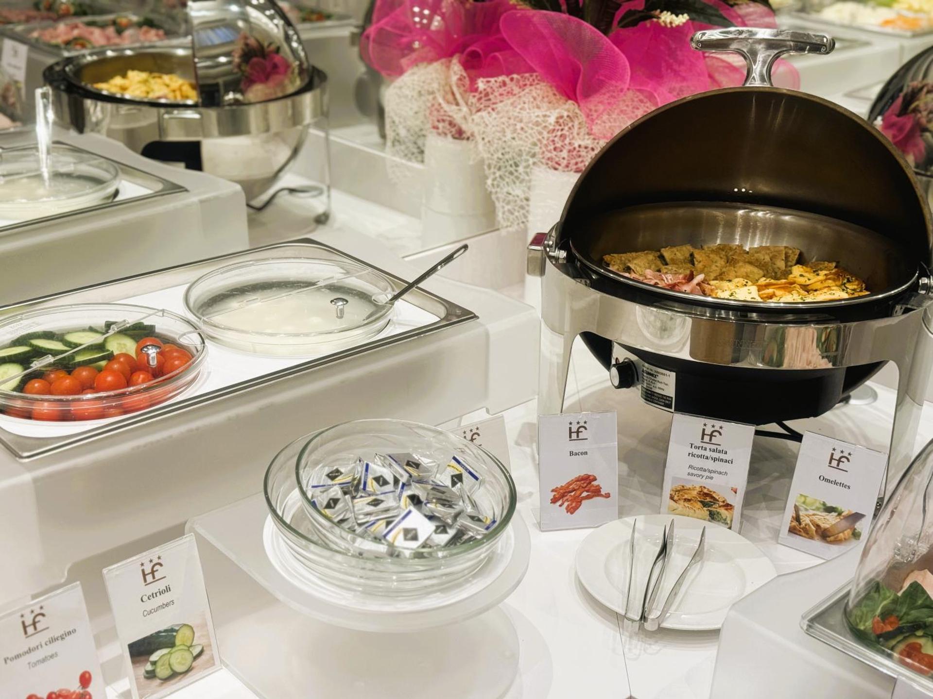 Hotel Flora - Photo 104