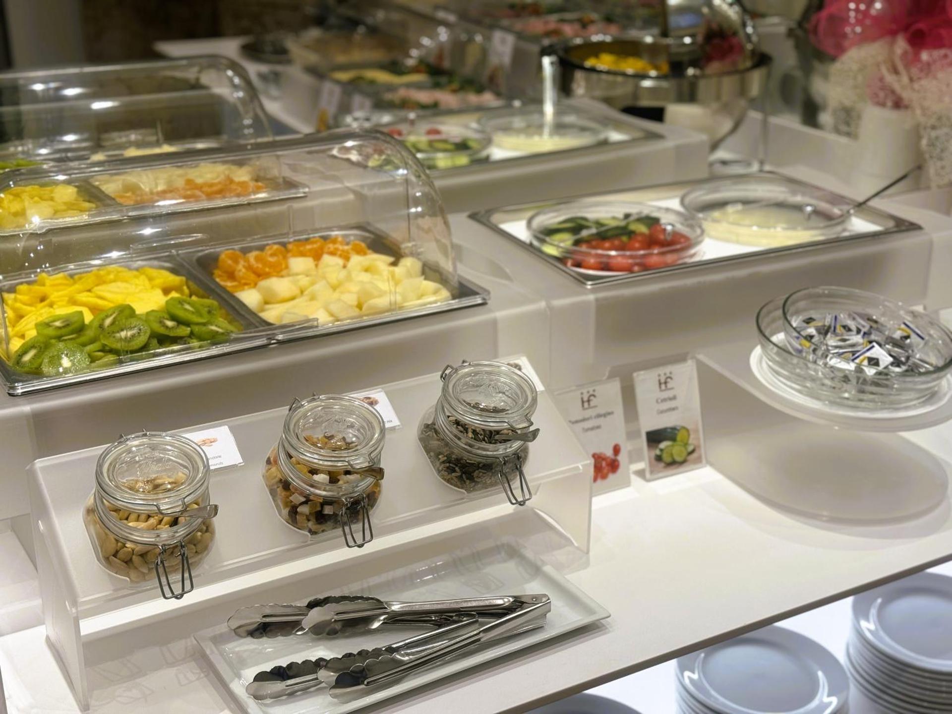 Hotel Flora - Photo 103