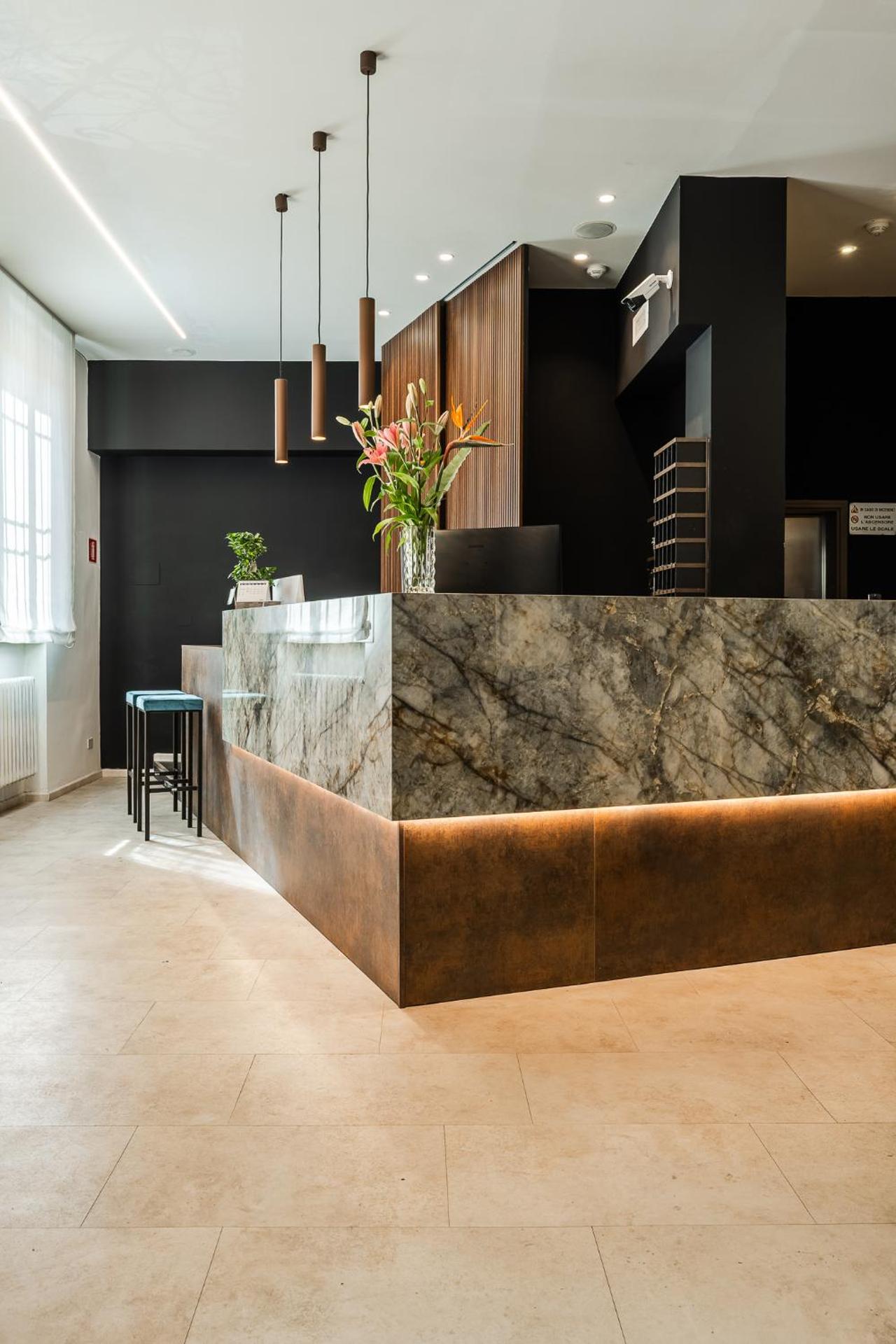 Hotel Astoria - Photo 94