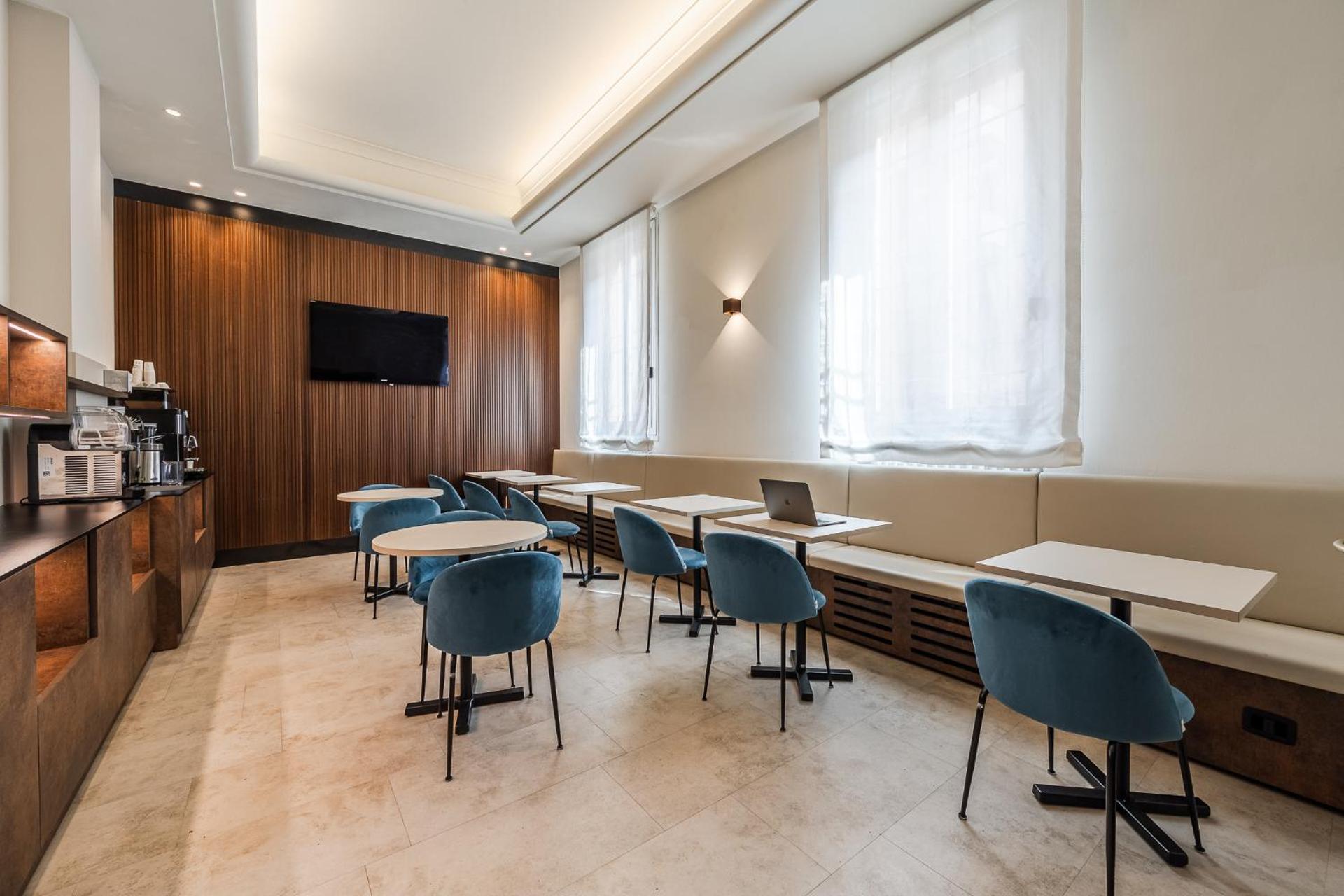 Hotel Astoria - Photo 96