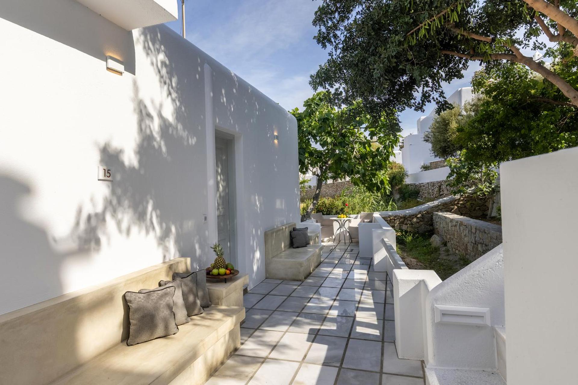 Petinos Hotel - Photo 99