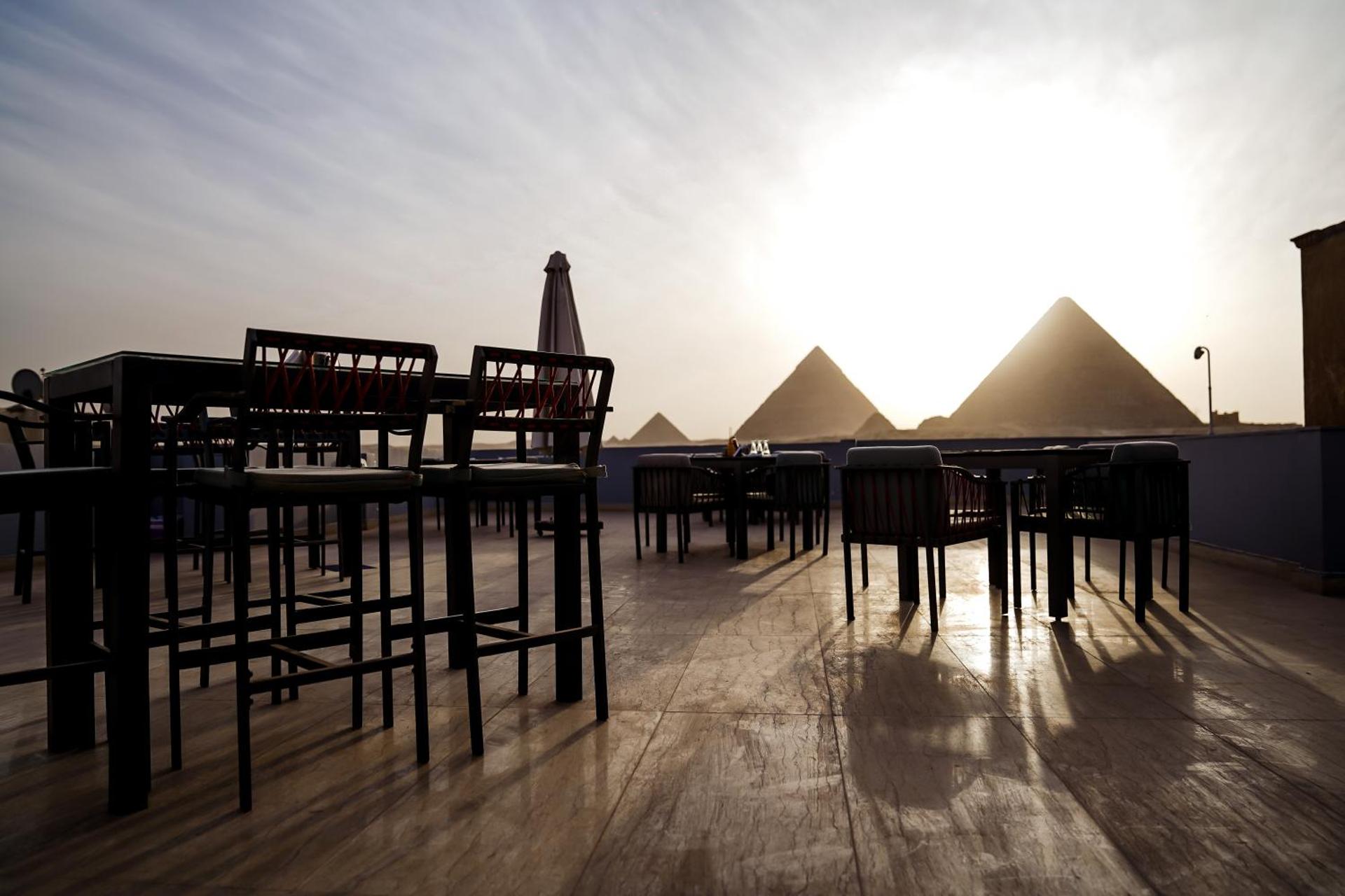 Pyramids Sun Land Veiw - Photo 10