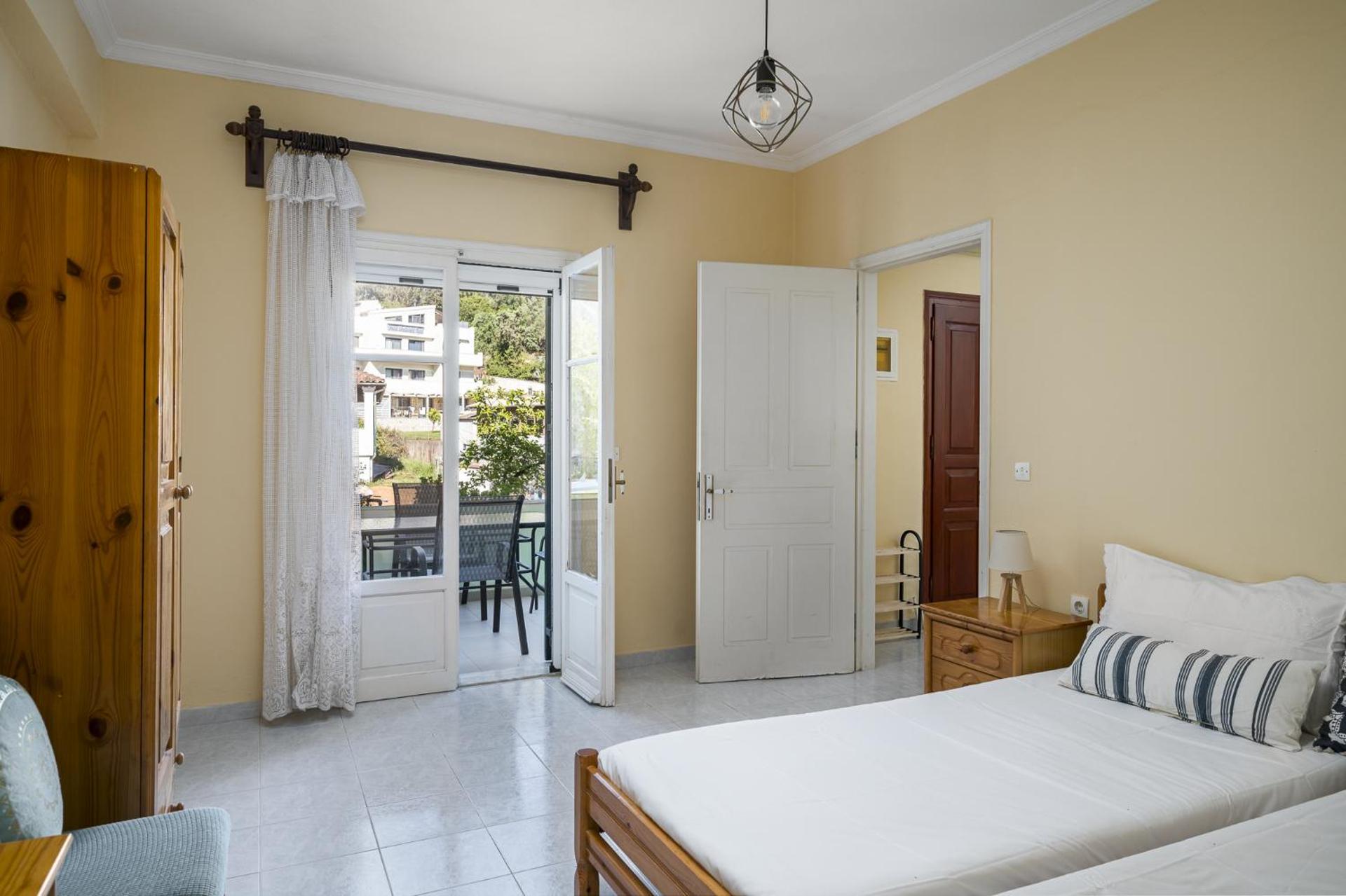 Vicky's Apartments - Photo 10