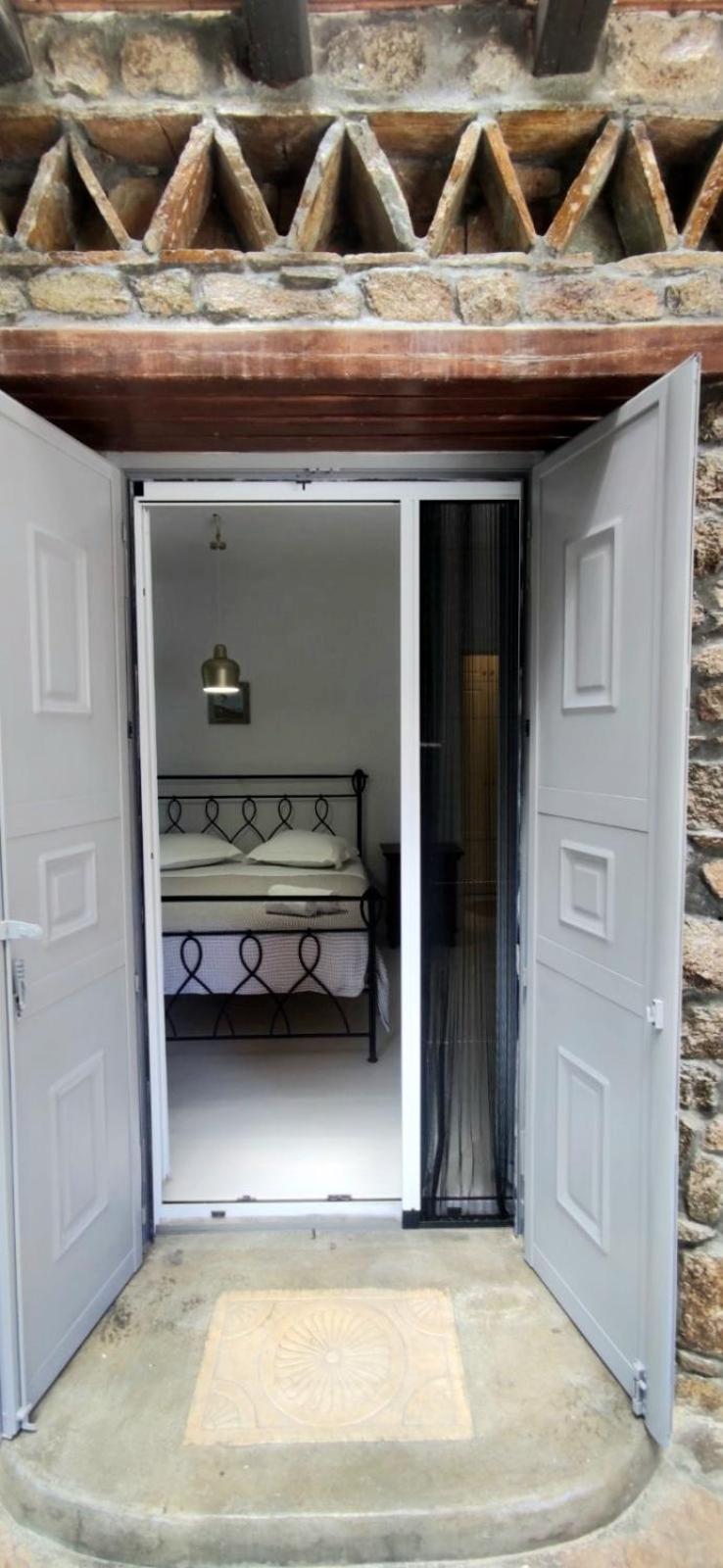 Mykonian Iros Suites & Villas - Photo 30