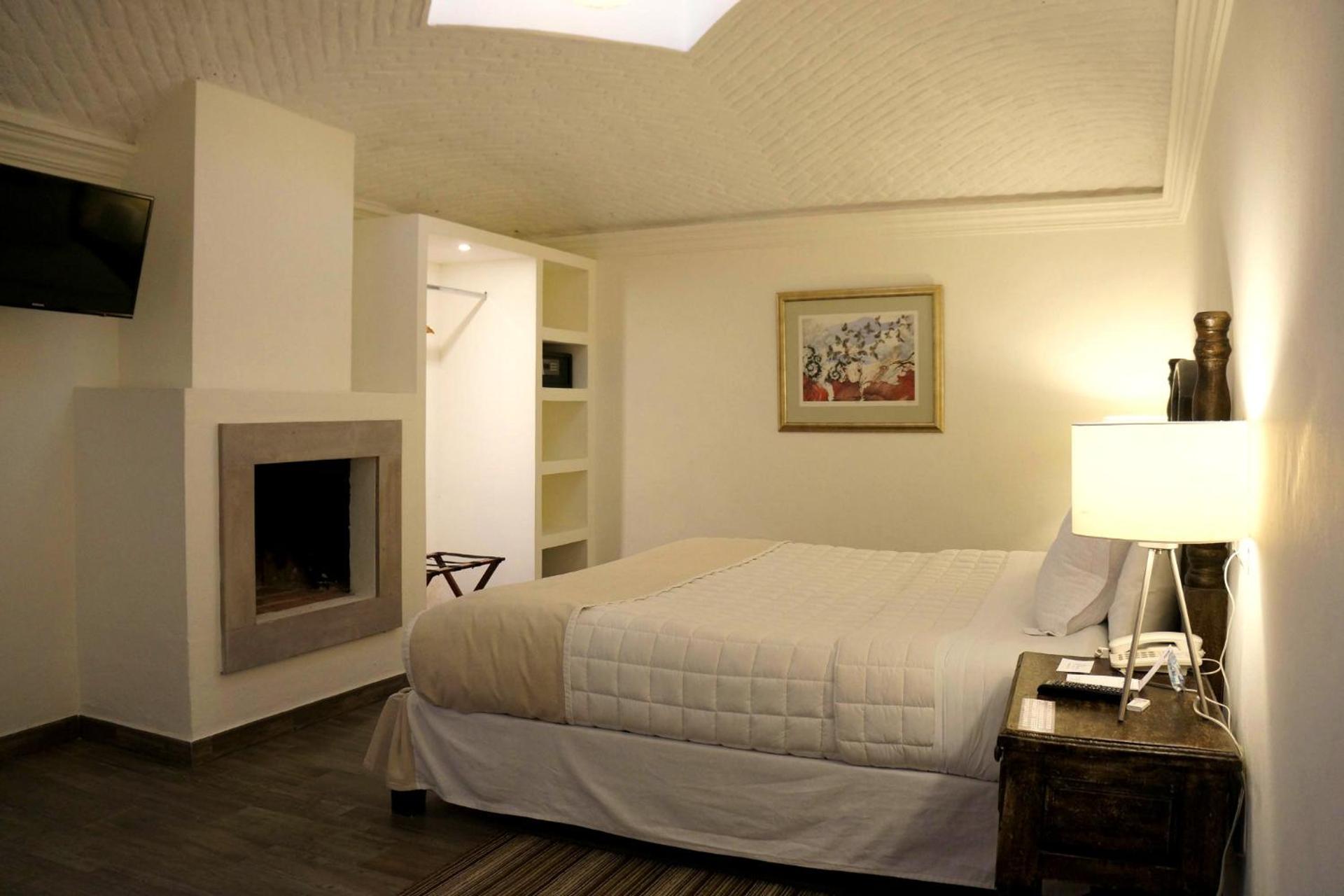 Hotel La Morada - Photo 35