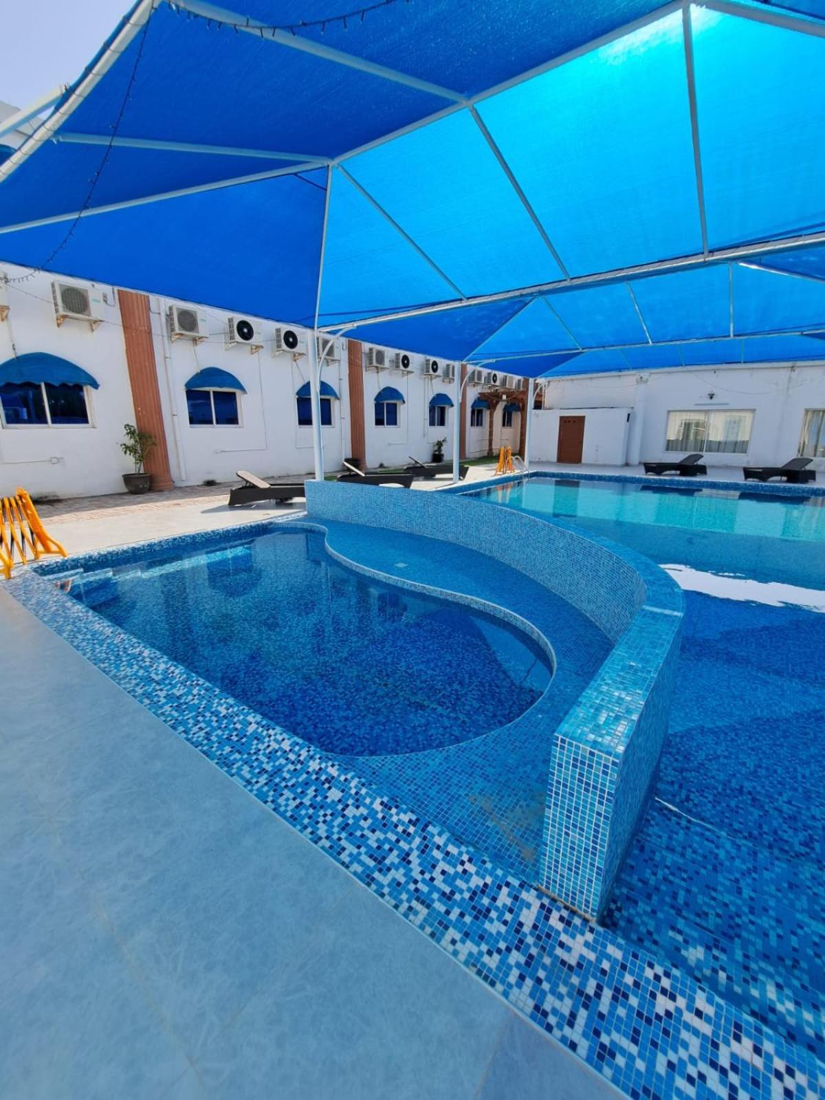 Sharjah International Airport Hotel - Photo 22