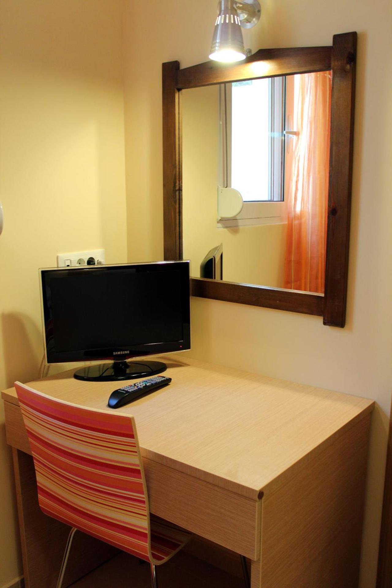 Philoxenia Hotel & Studios - Photo 45