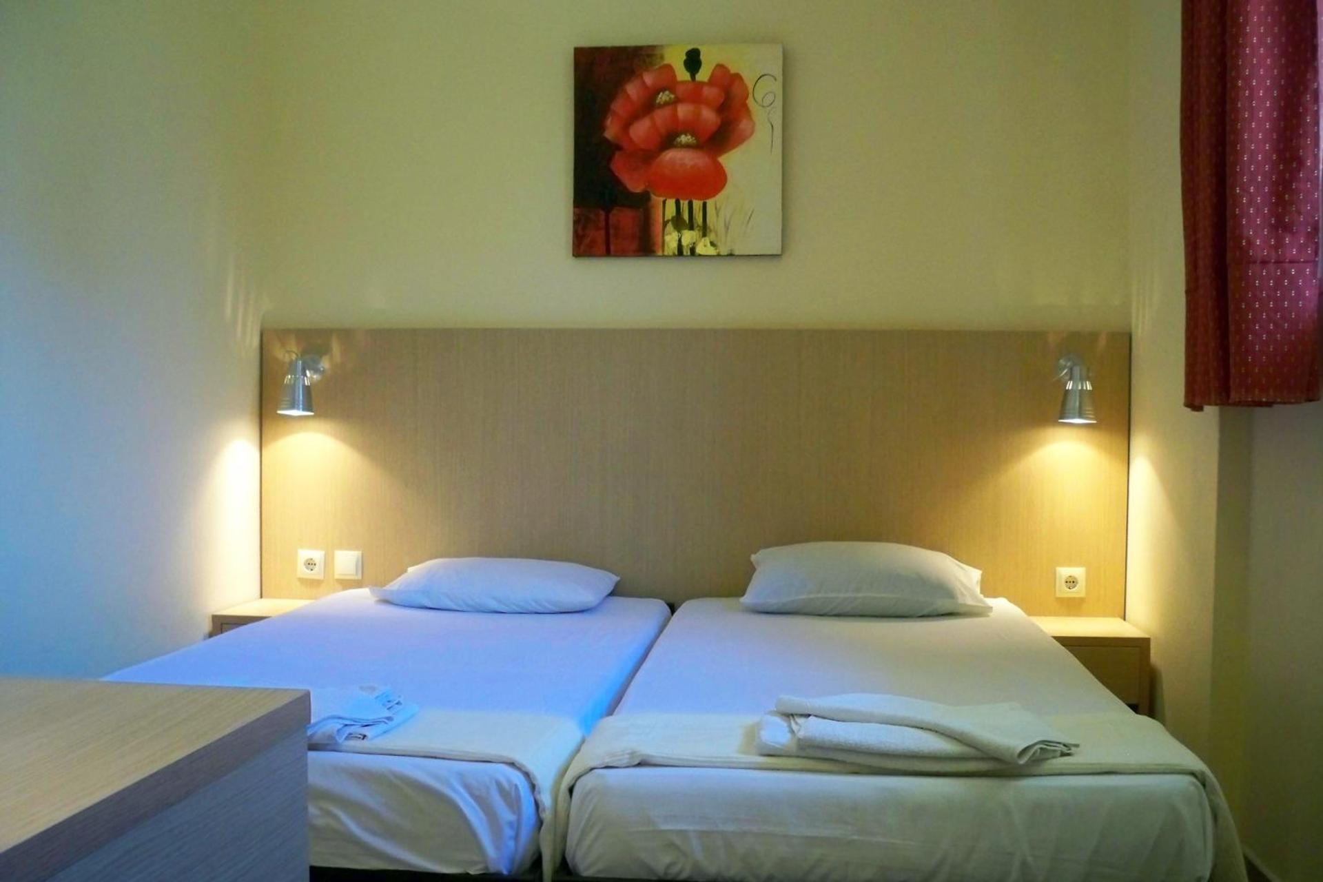 Philoxenia Hotel & Studios - Photo 95