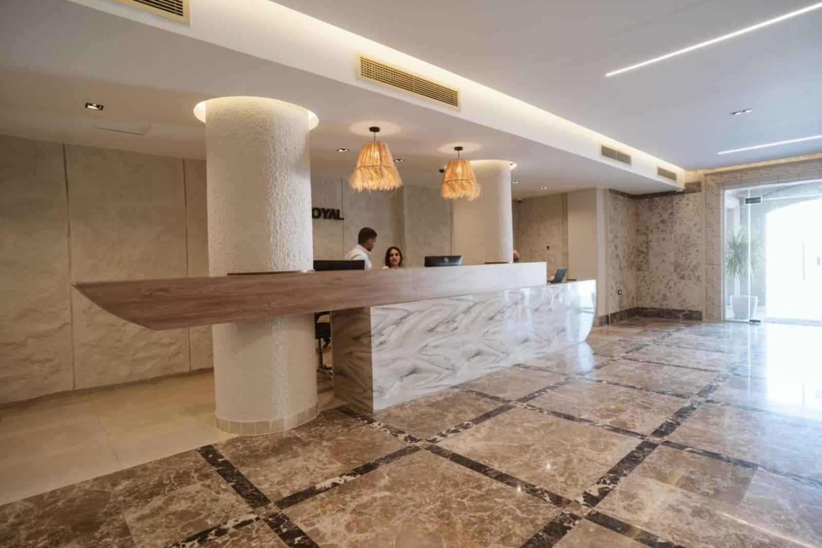 TK Royal & Spa - Photo 7