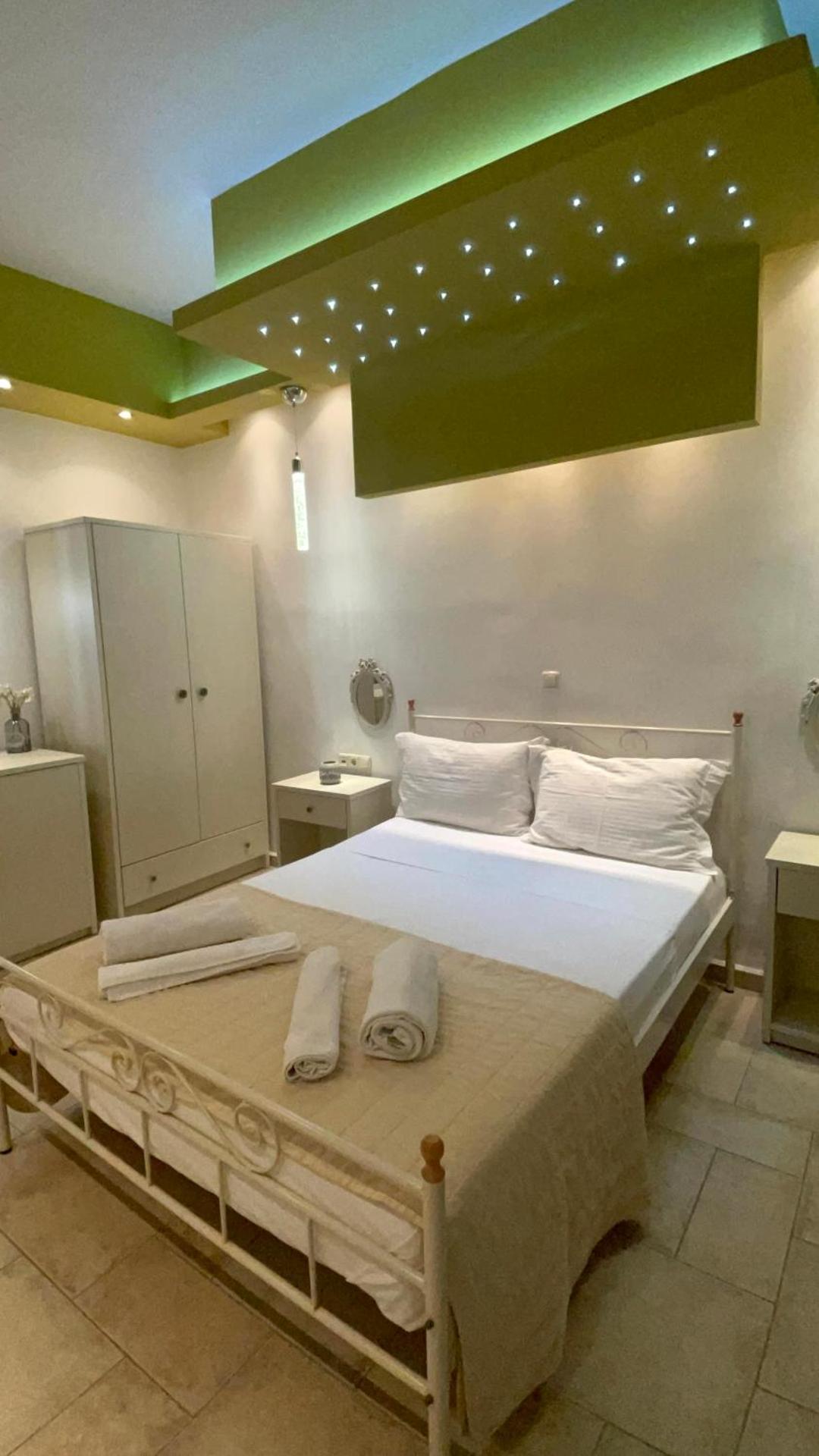 Kavourakia - Photo 21