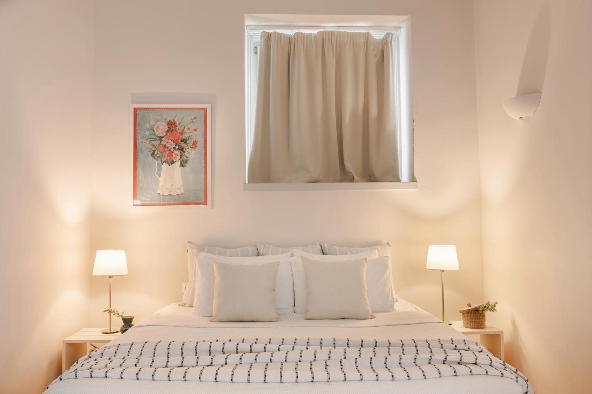 Hydra Hotel - Photo 53