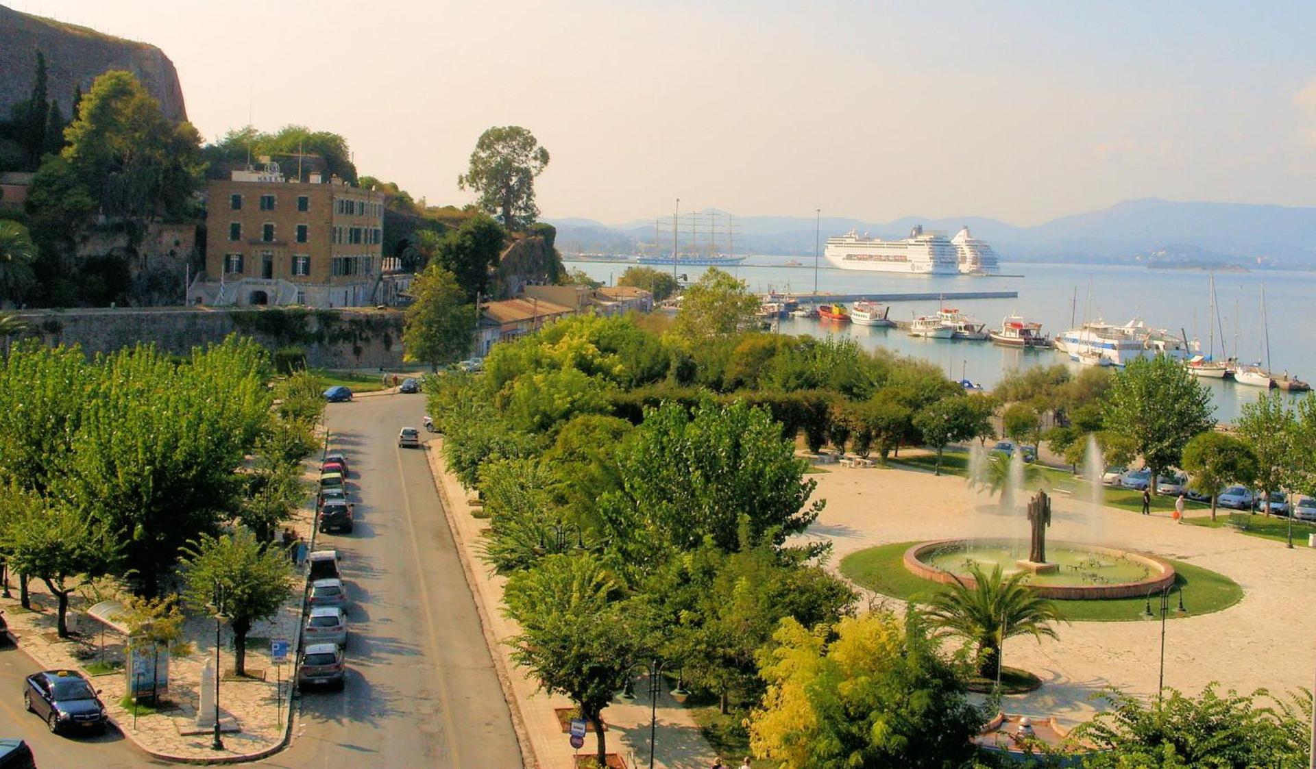 Konstantinoupolis - Photo 5