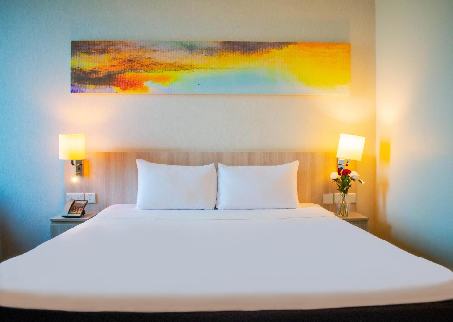 Ibis Styles Dragon Mart Dubai - Photo 10