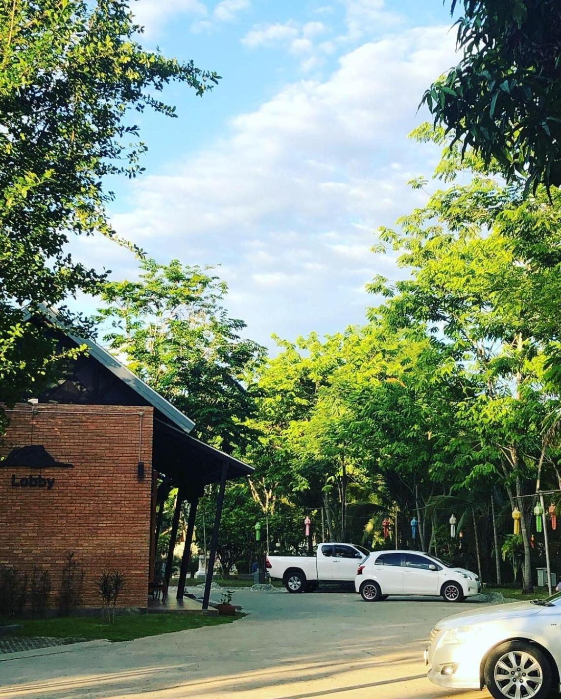 Buraphat Resort - Photo 10