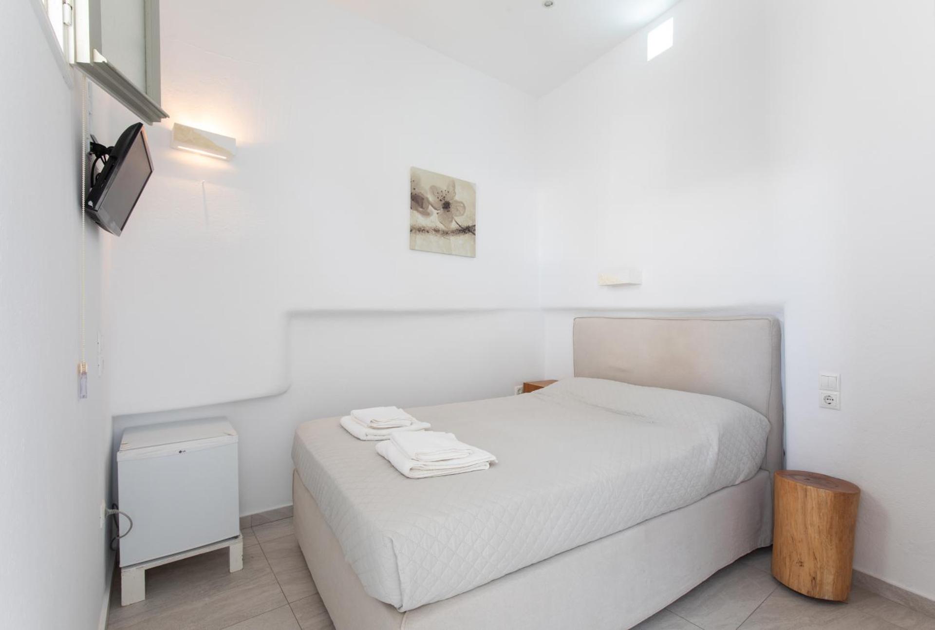 Agia Anna Beachfront Boutique - Photo 17