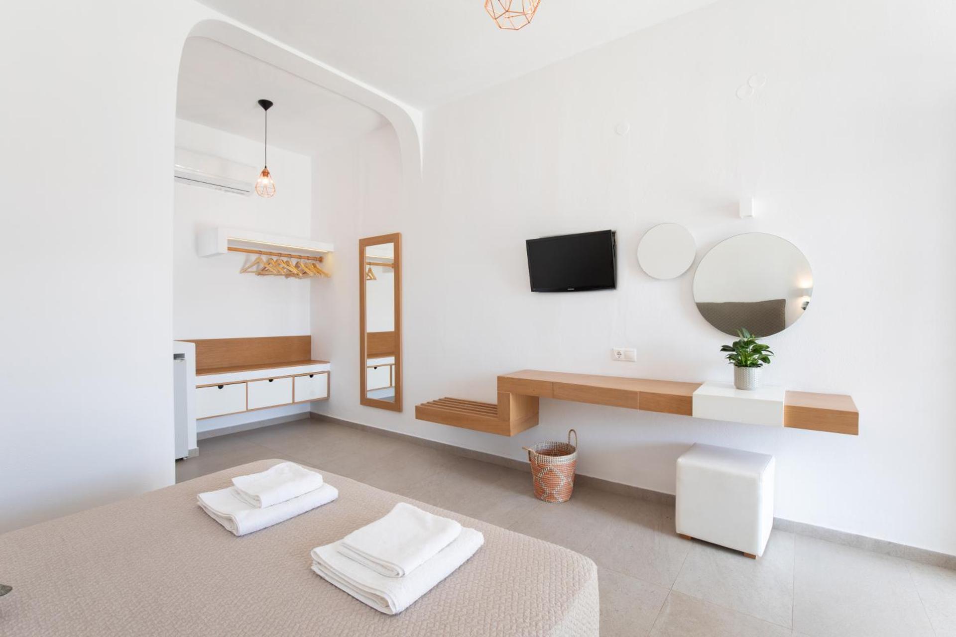 Agia Anna Beachfront Boutique - Photo 48