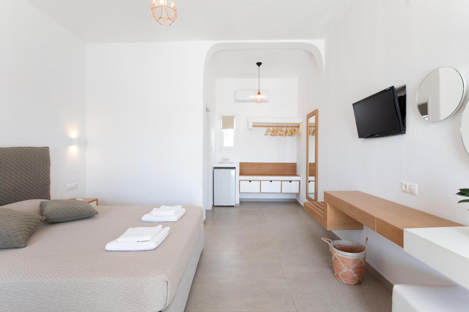 Agia Anna Beachfront Boutique - Photo 47