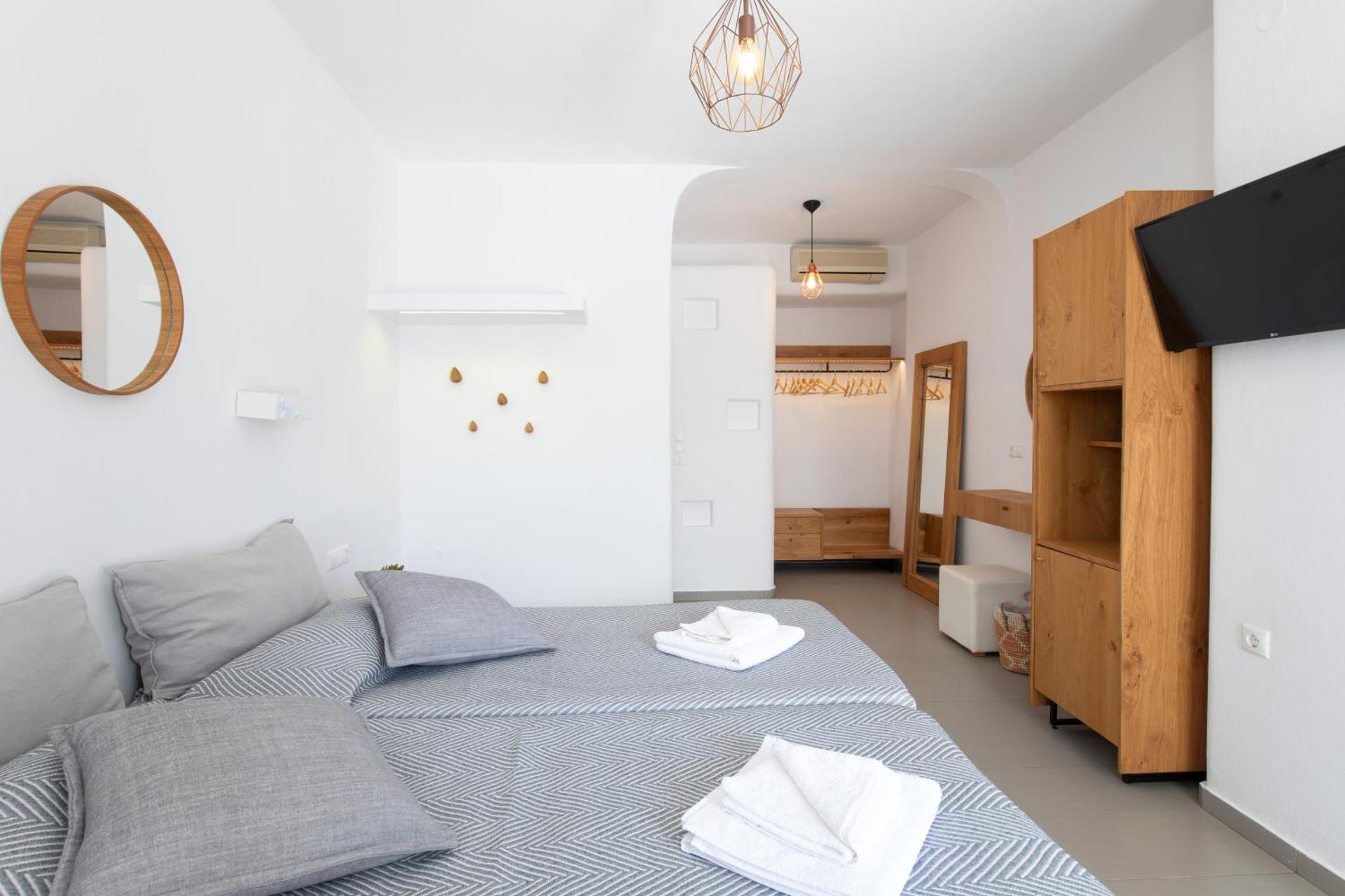 Agia Anna Beachfront Boutique - Photo 61