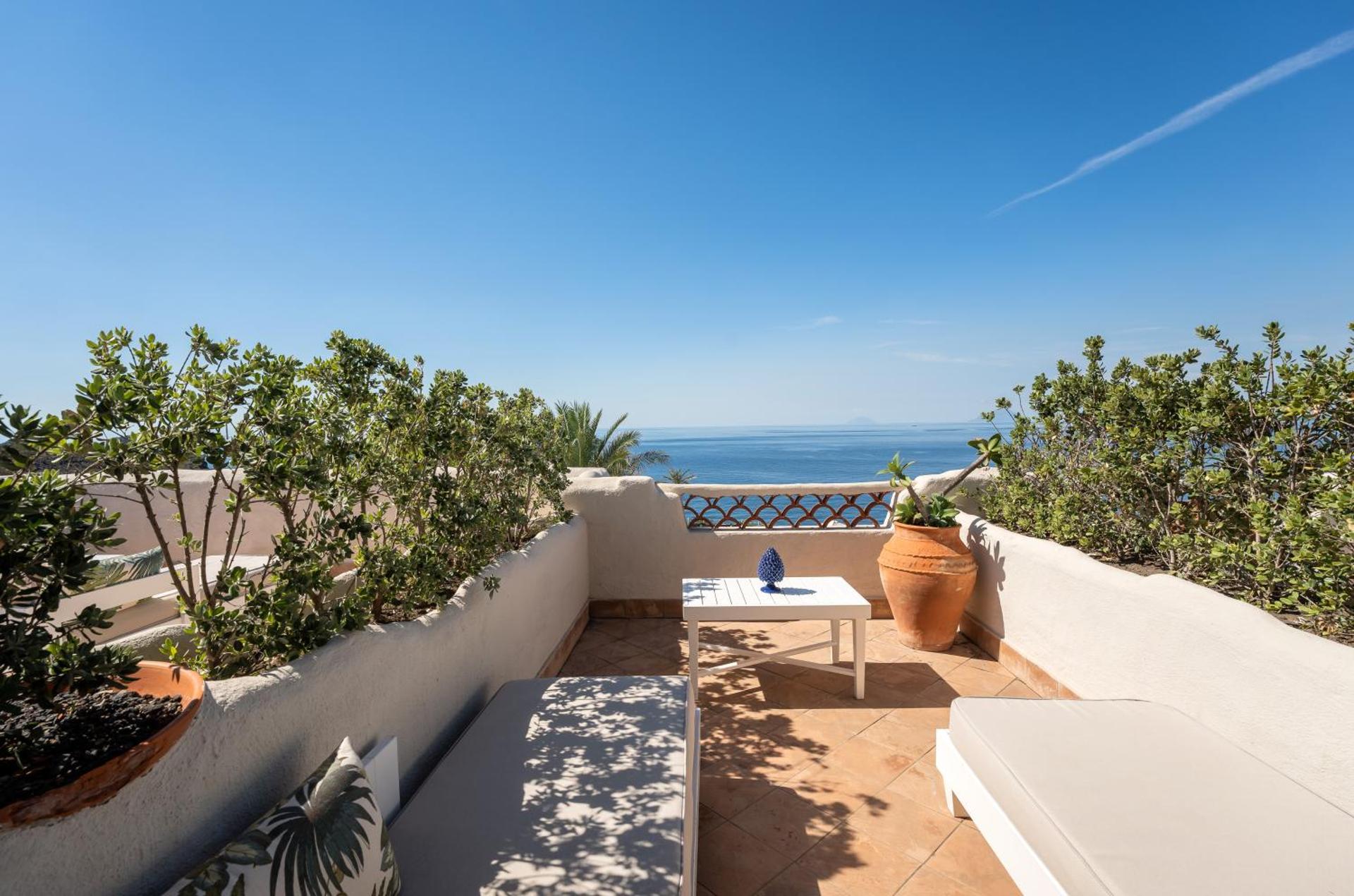 Therasia Resort Sea and SPA - The Leading Hotels of the World - Photo 94