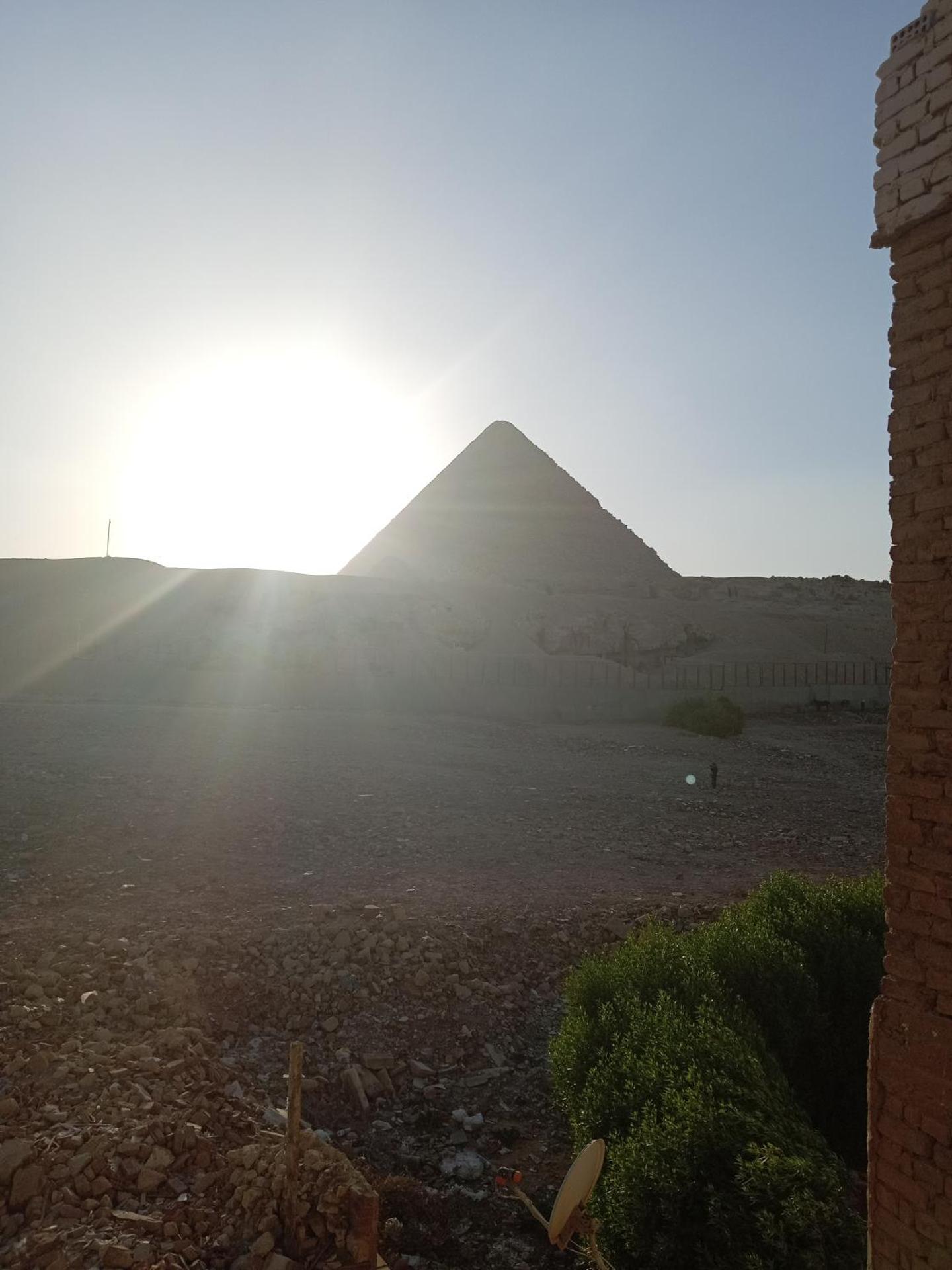 Grensha Pyramids inn - Photo 49