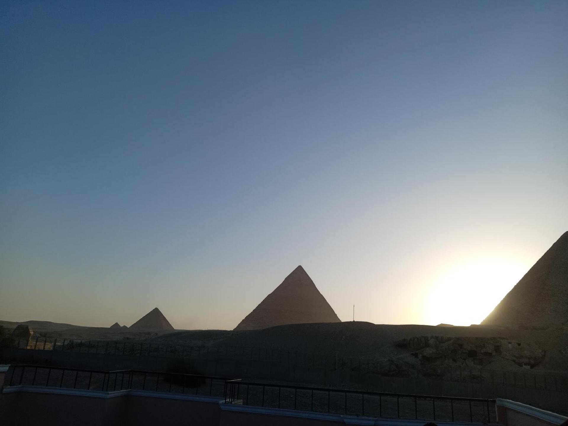 Grensha Pyramids inn - Photo 45