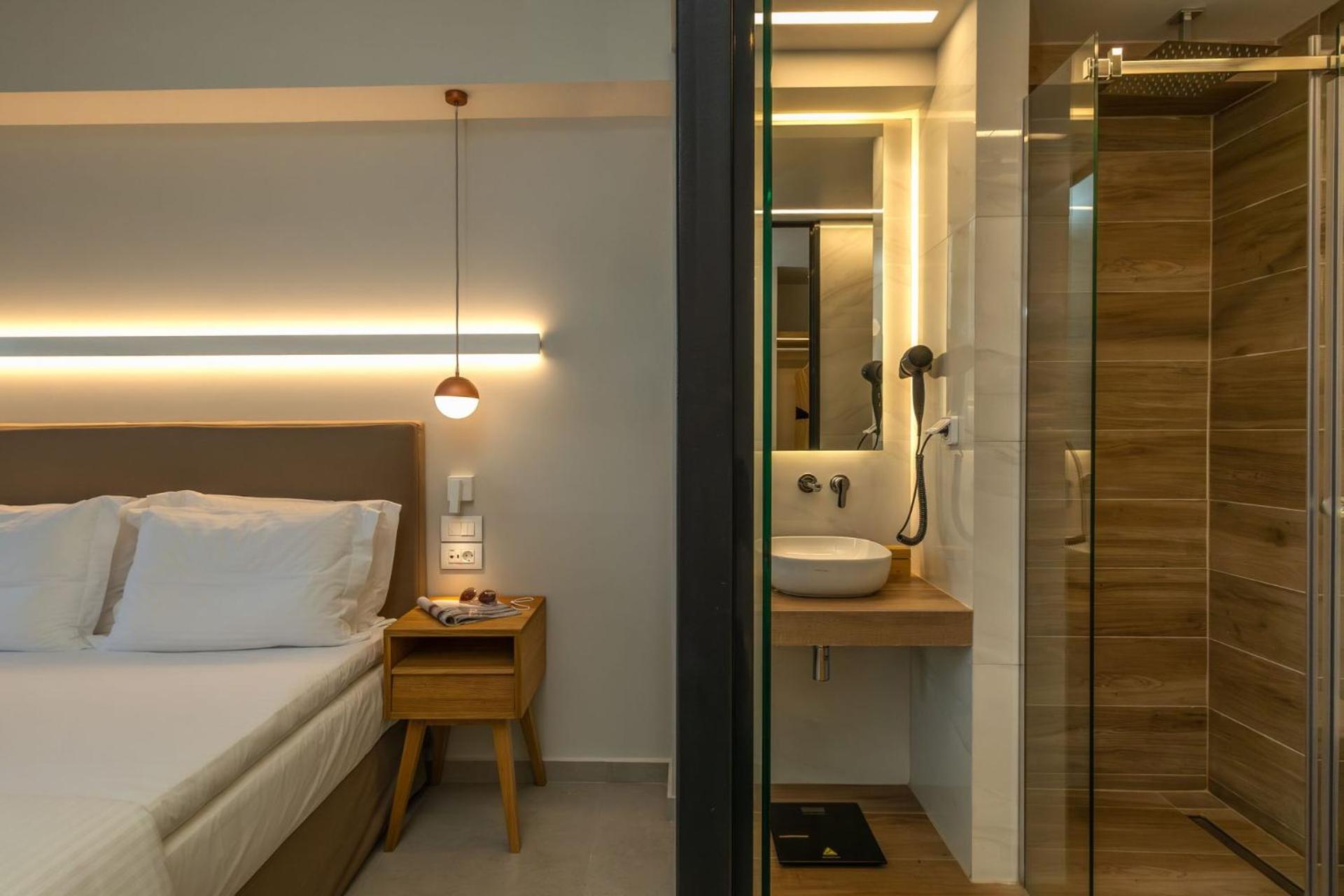 Ionian Plaza Hotel & Spa - Photo 37