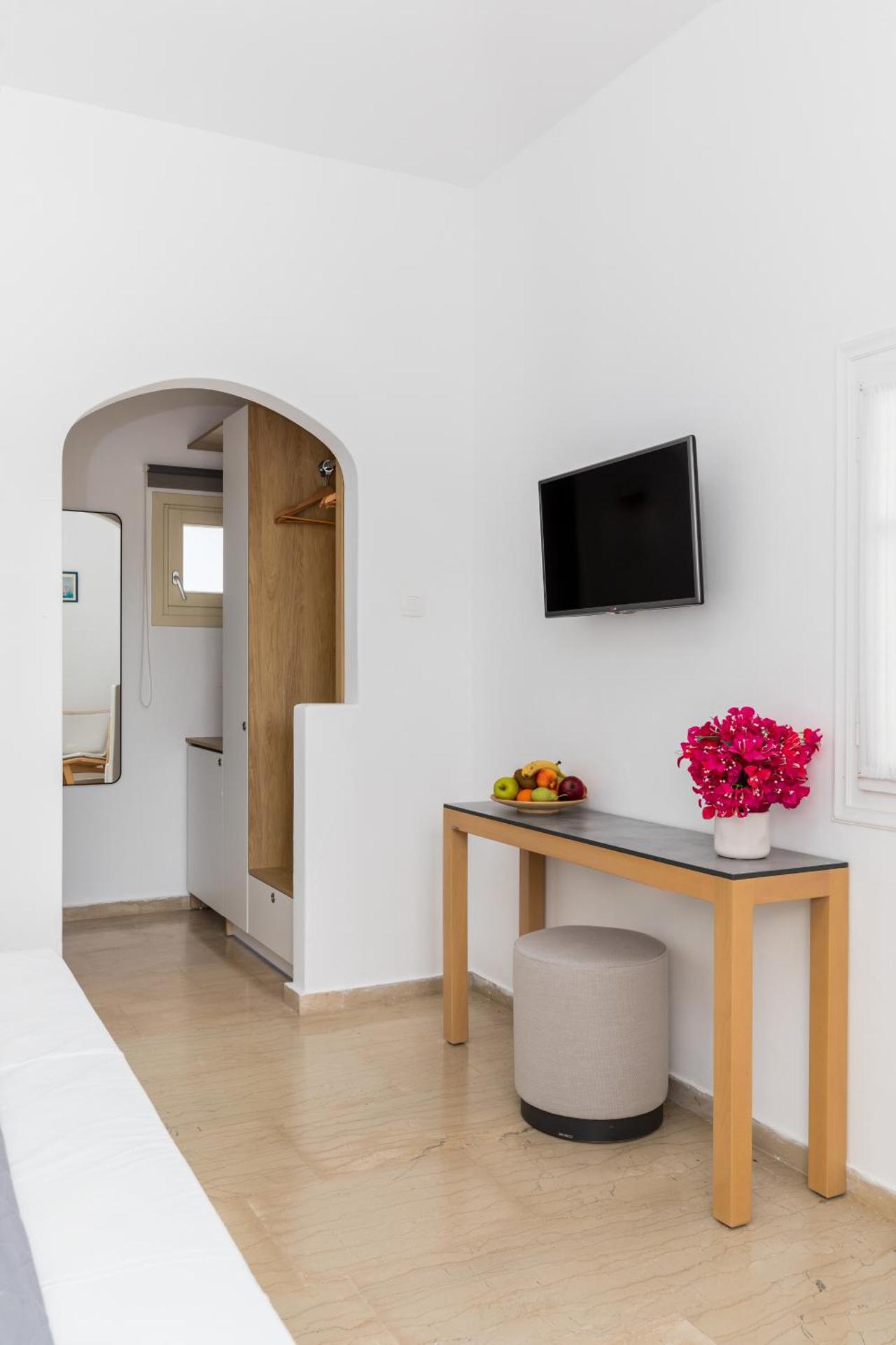 Corfos Hotel - Photo 16