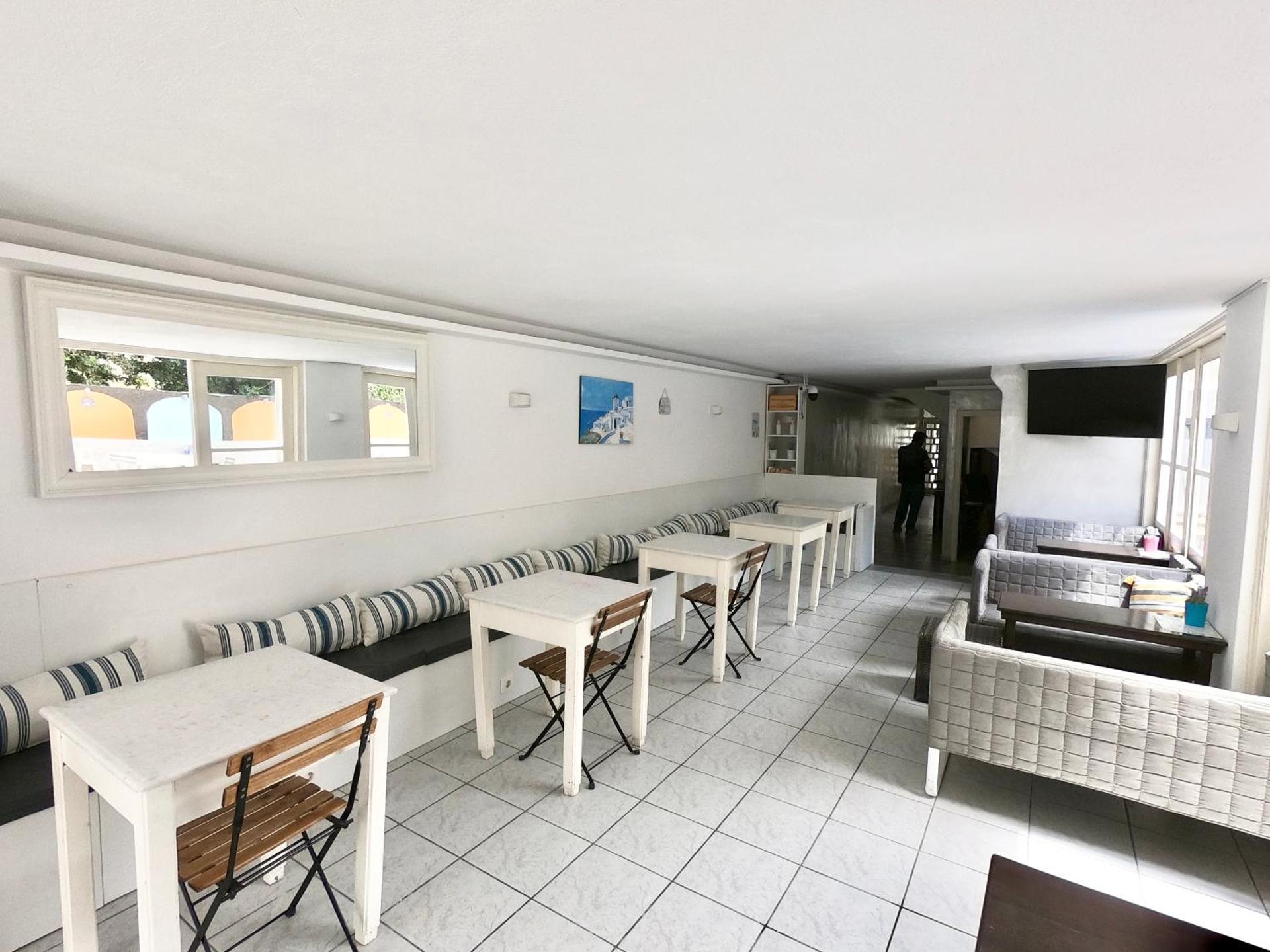 Anny Studios & Rooms Perissa Beach - Photo 17