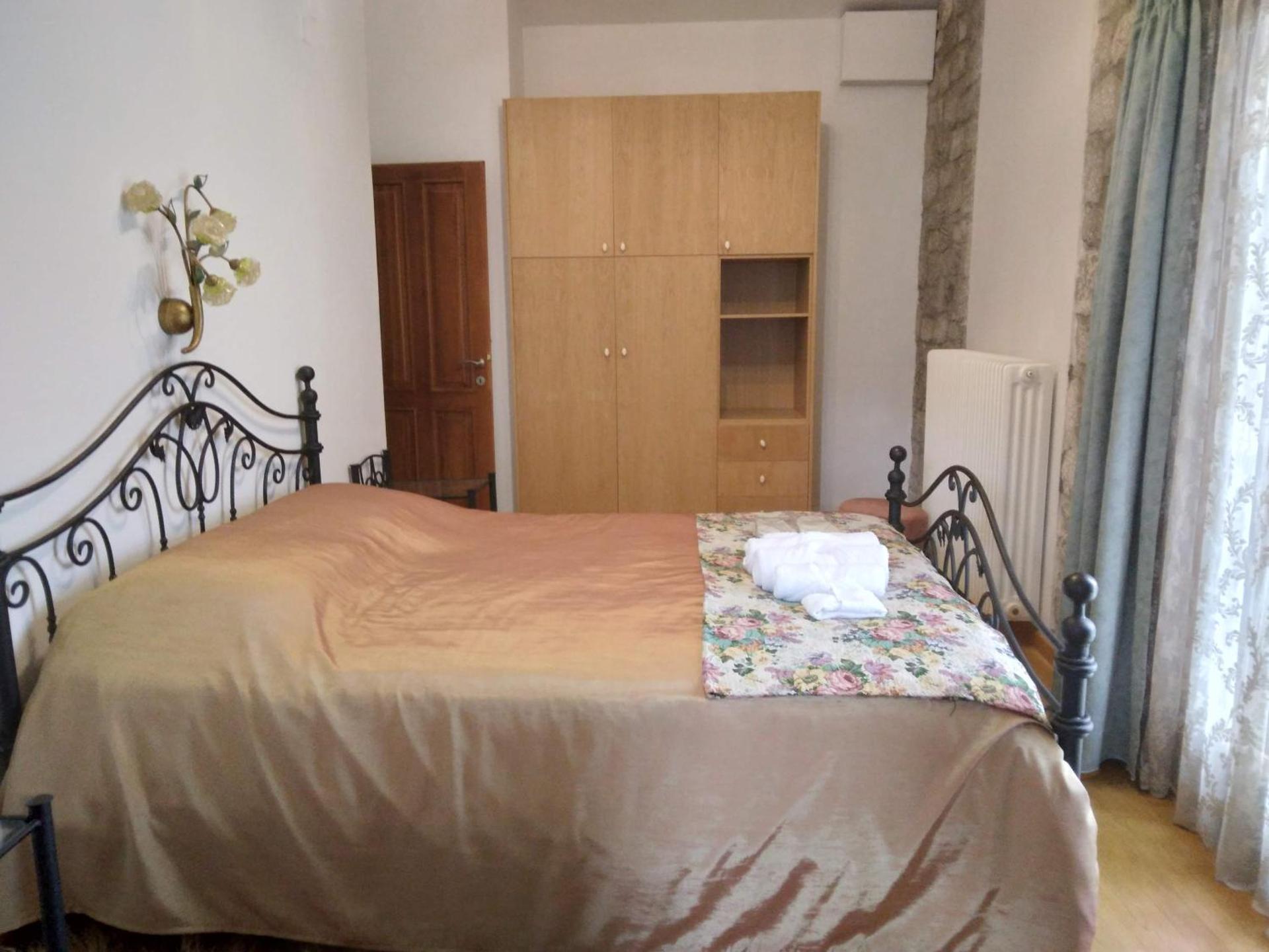 Xenios Petritis - Photo 12