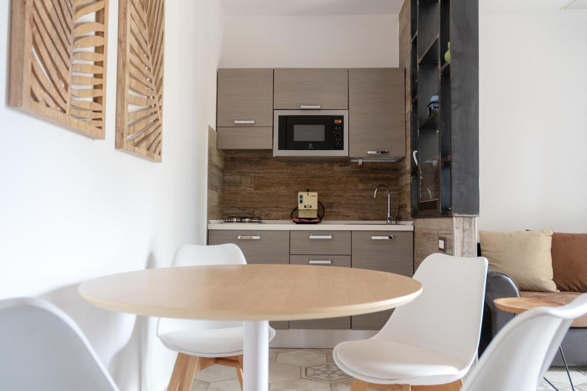 I Lecci Guesthouse - Photo 29