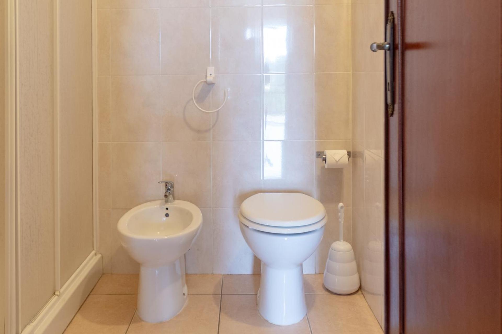 I Lecci Guesthouse - Photo 77