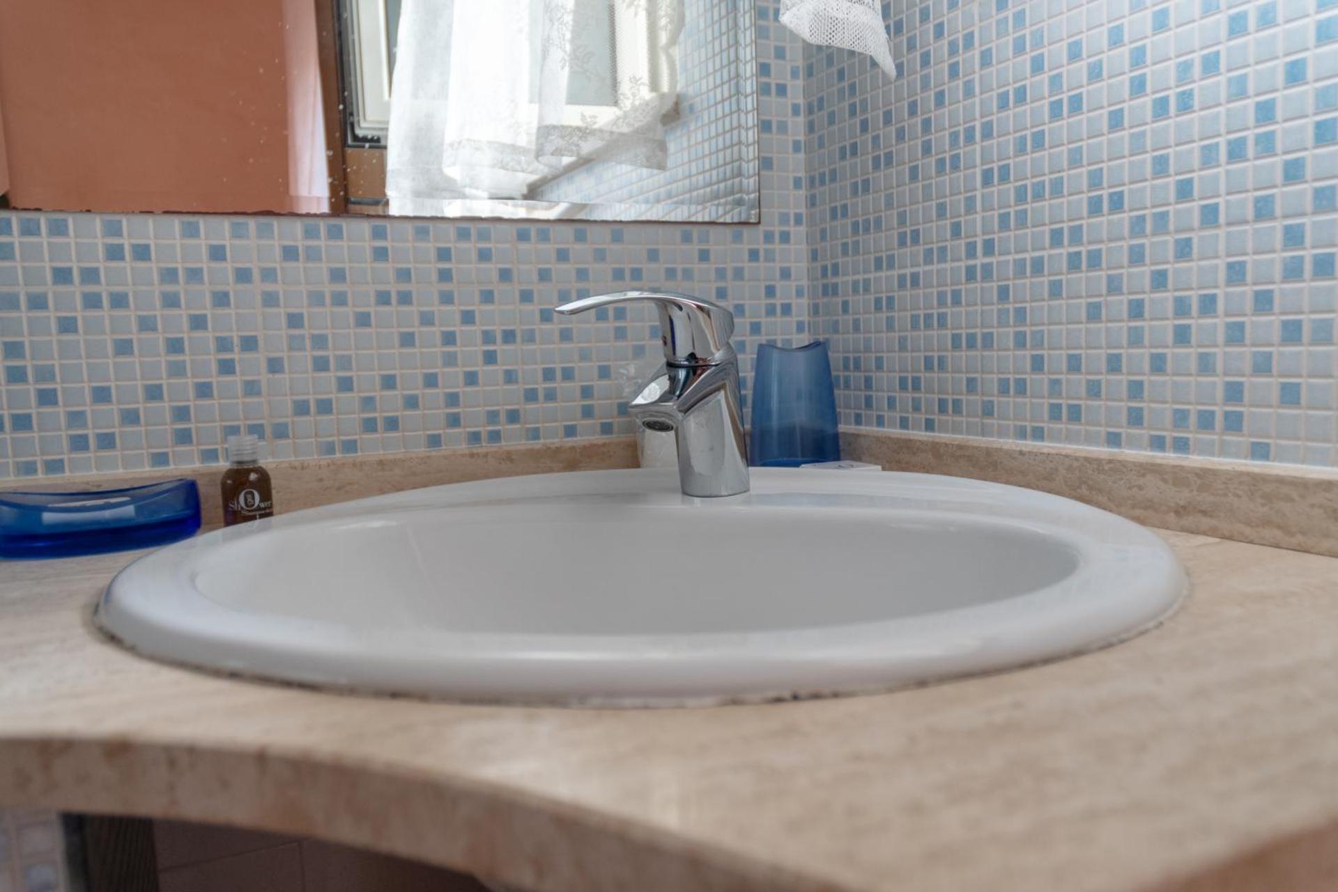 I Lecci Guesthouse - Photo 96