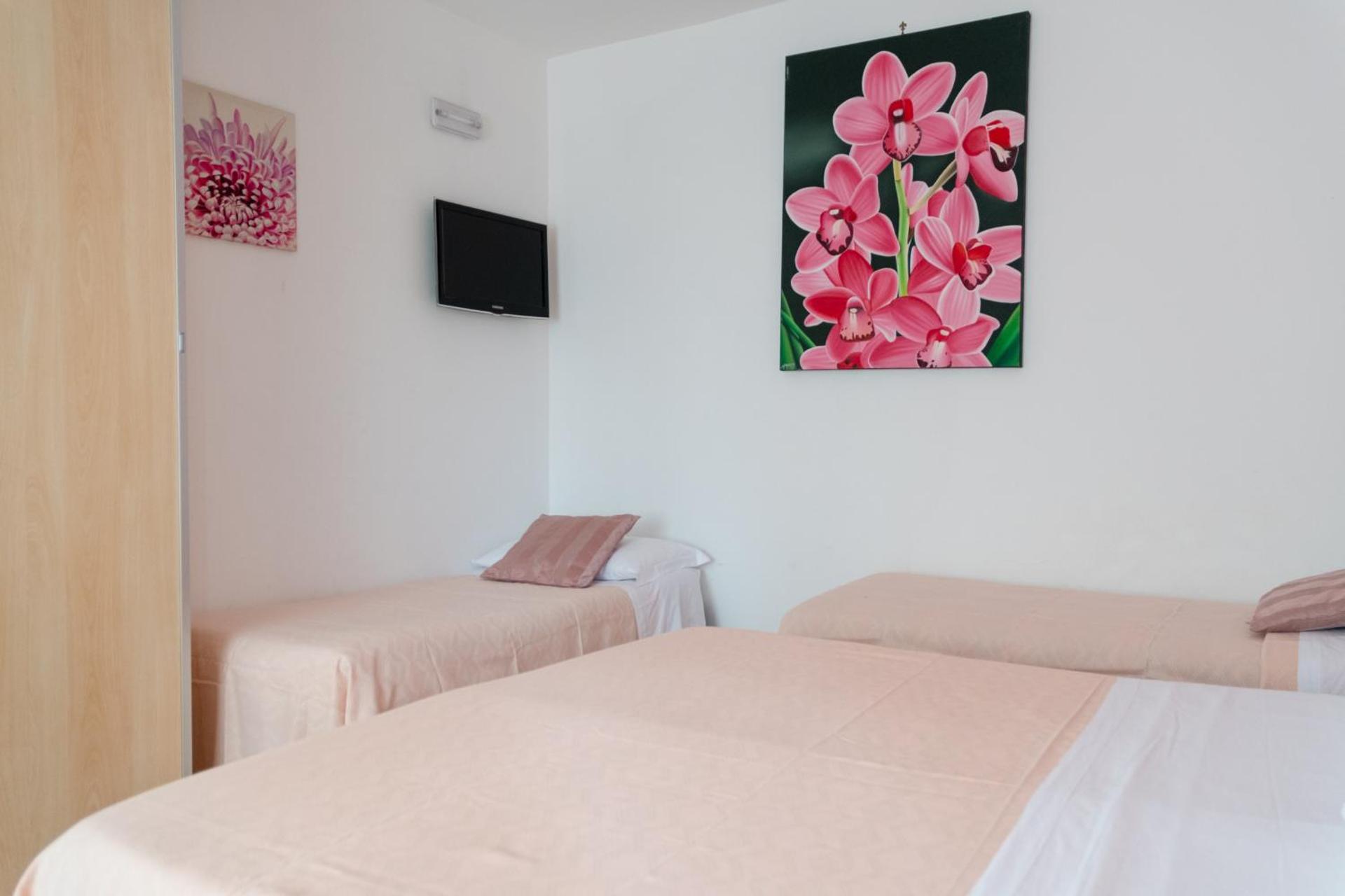 I Lecci Guesthouse - Photo 109