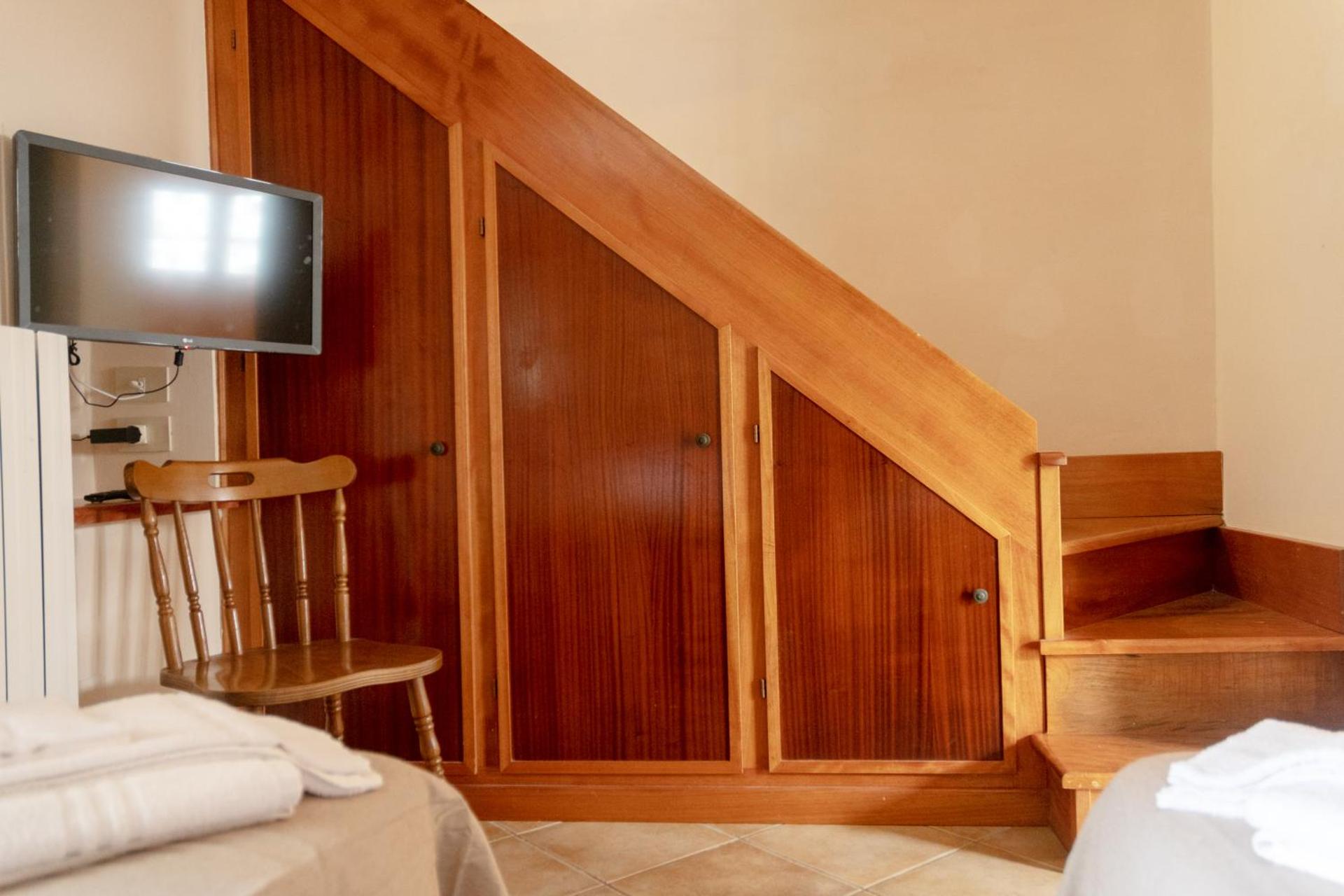 I Lecci Guesthouse - Photo 126