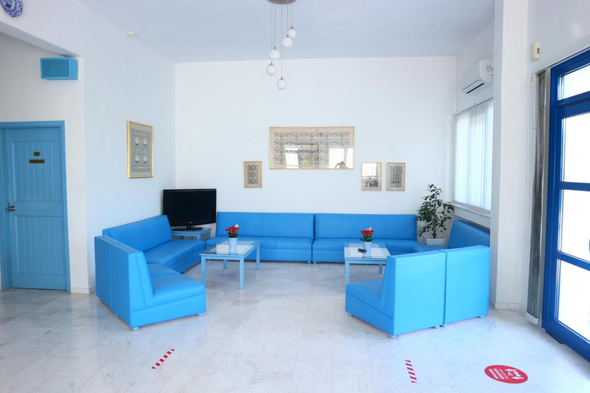 Danae Hotel - Photo 36