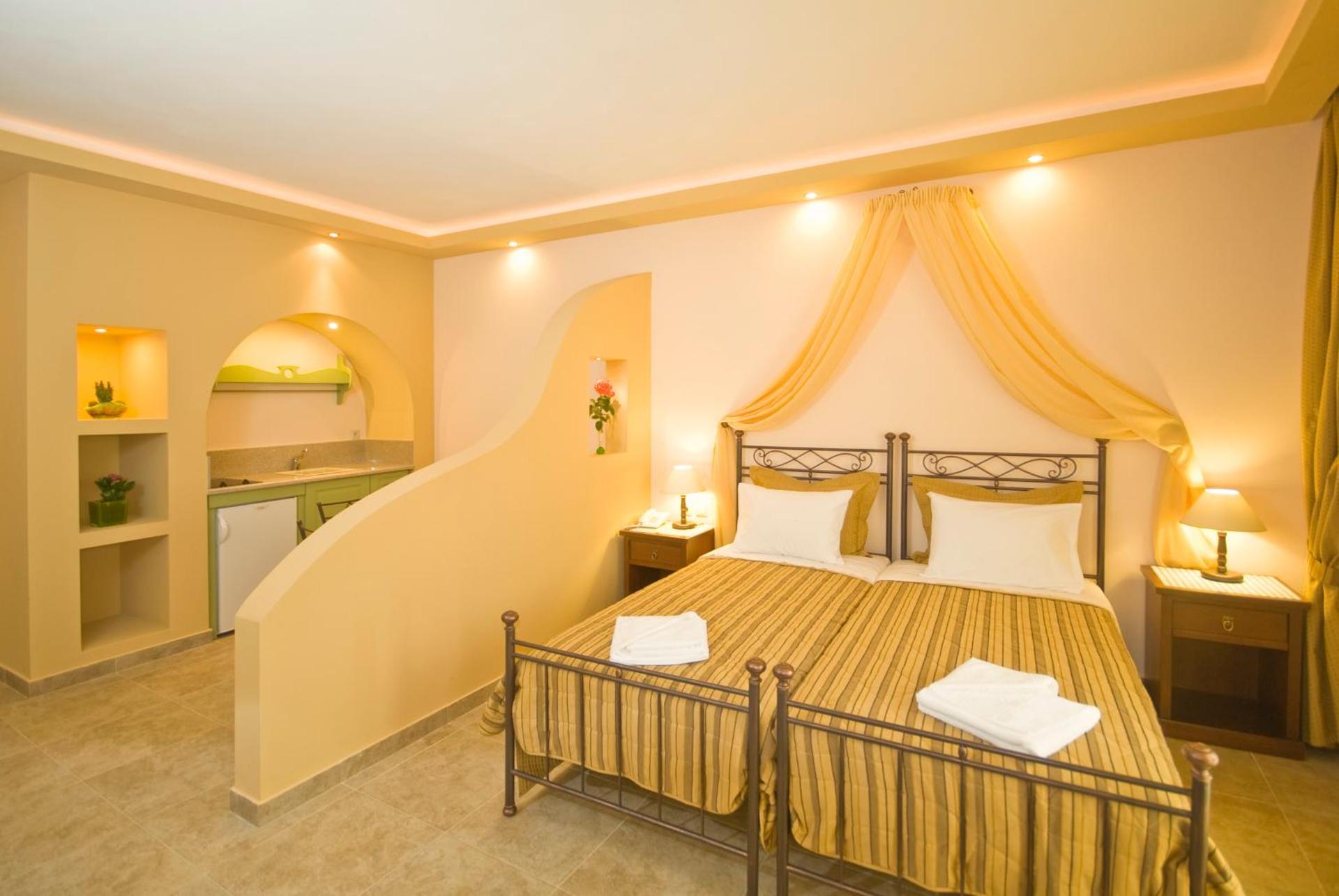 Anassa Deluxe Suites - Photo 19