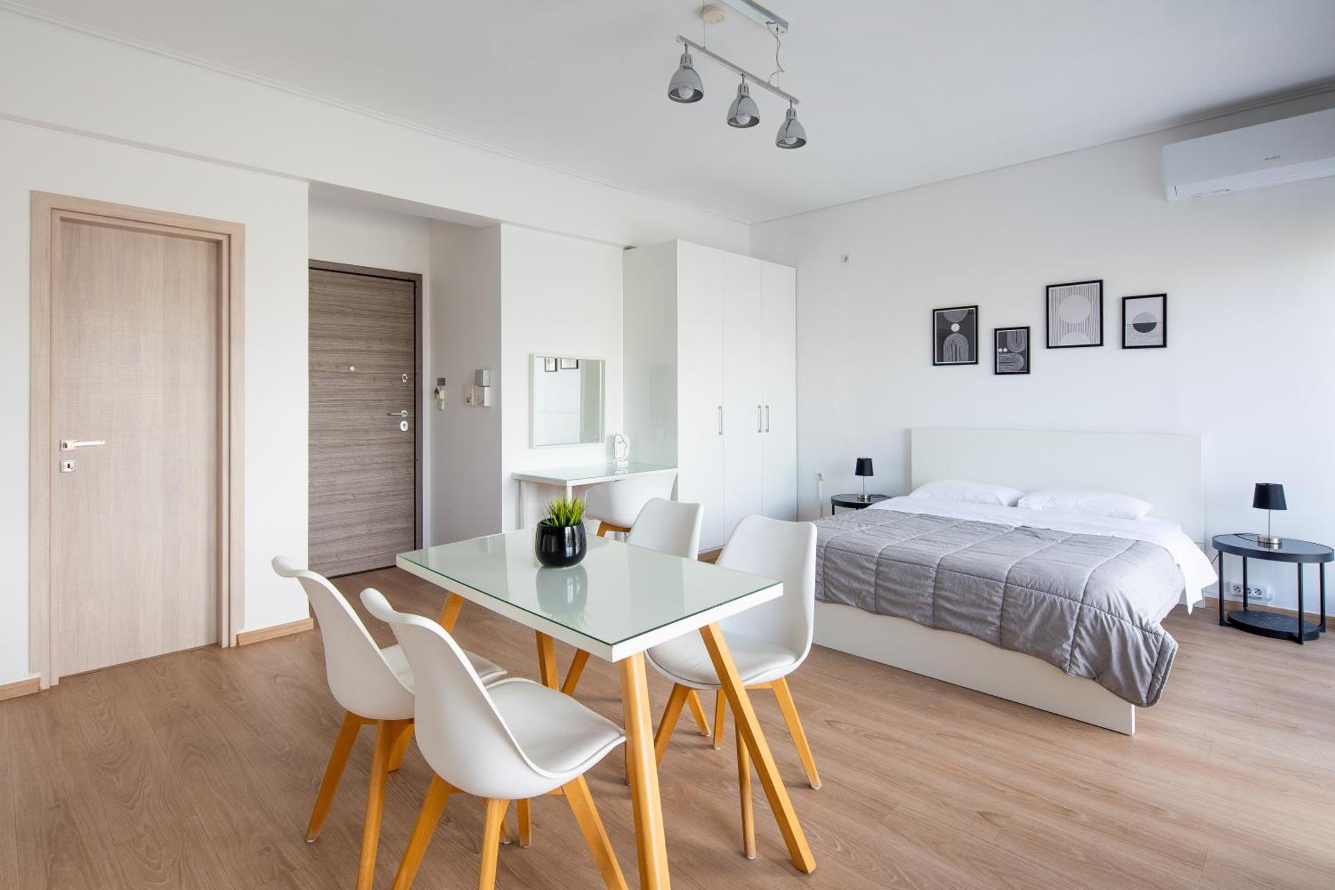 Boutique Studios near Airport - Photo 39