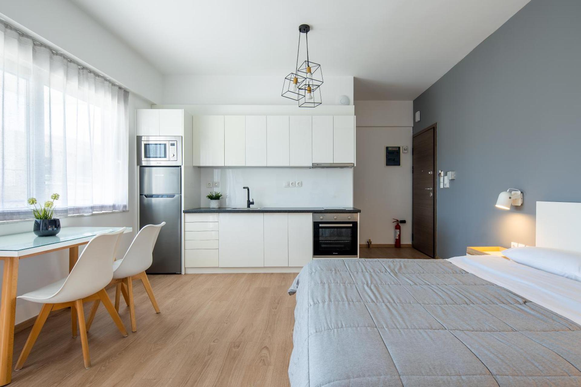 Boutique Studios near Airport - Photo 59