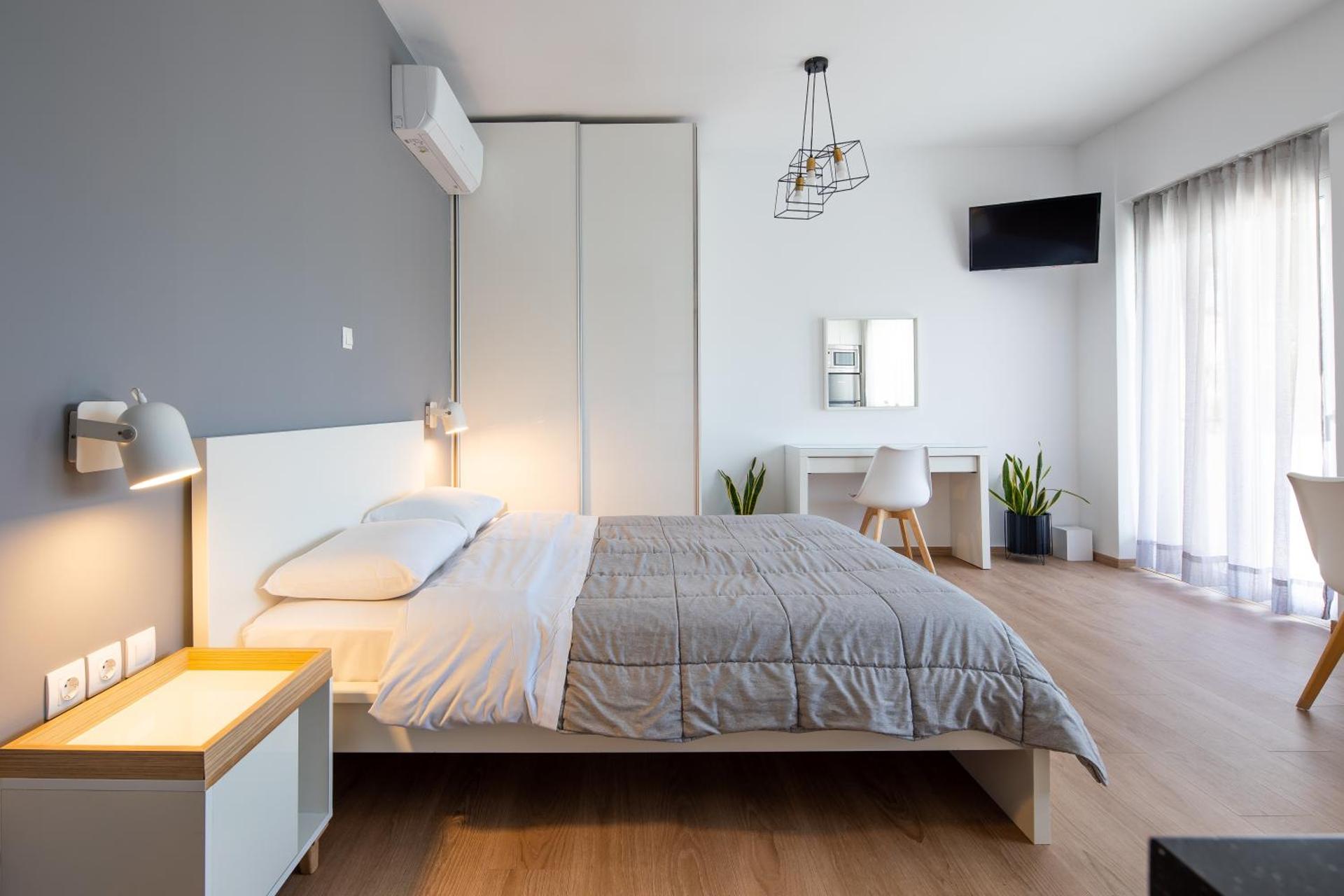 Boutique Studios near Airport - Photo 19