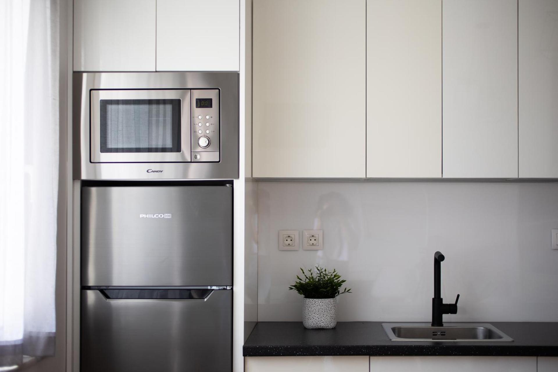 Boutique Studios near Airport - Photo 15