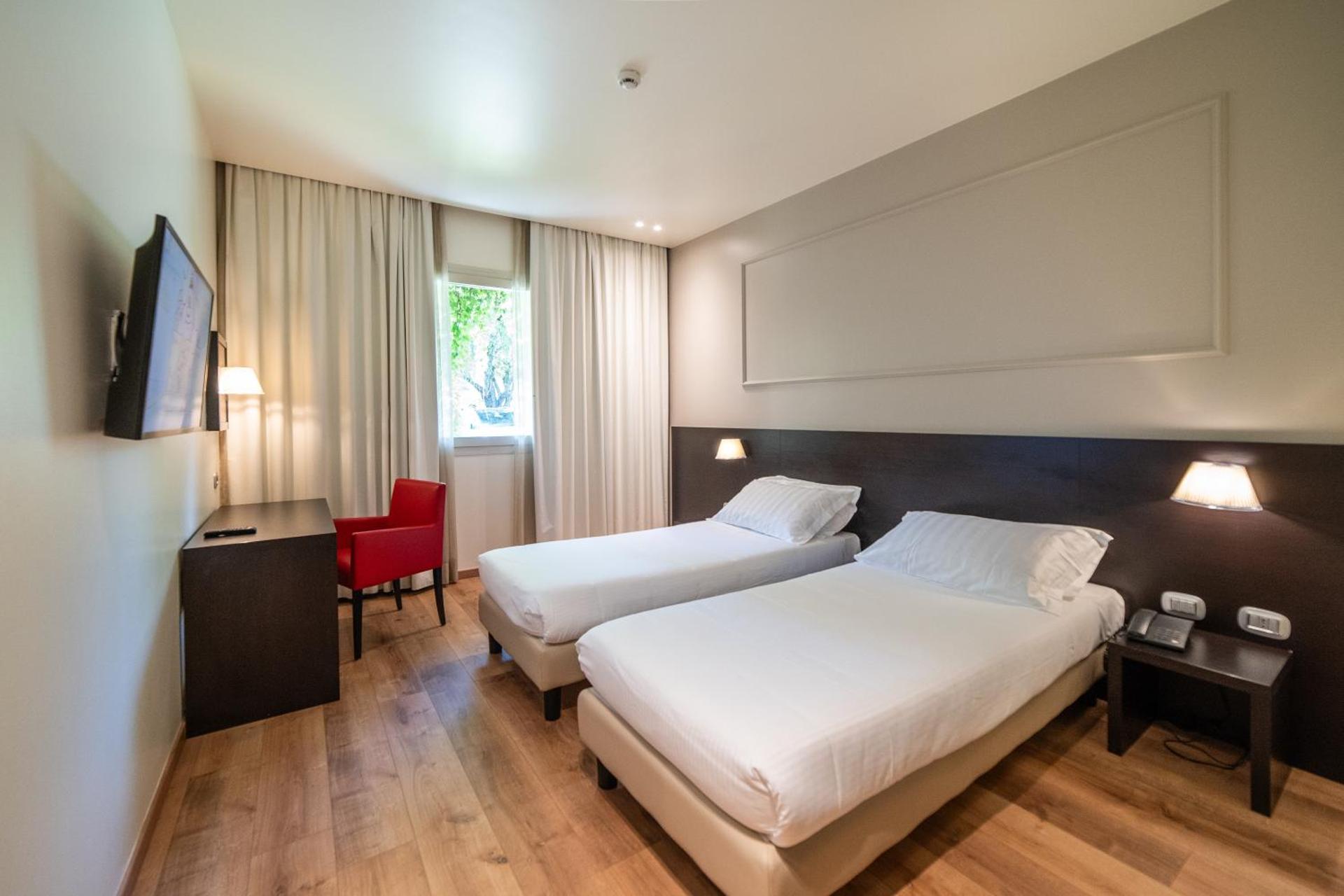 Hotel Capolago - Photo 23